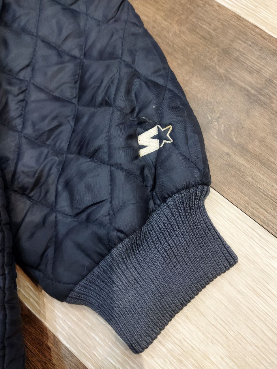 MLB Vintage Yankees Mlb Starter Jacket Size US L / EU 52-54 / 3 - 13 Thumbnail