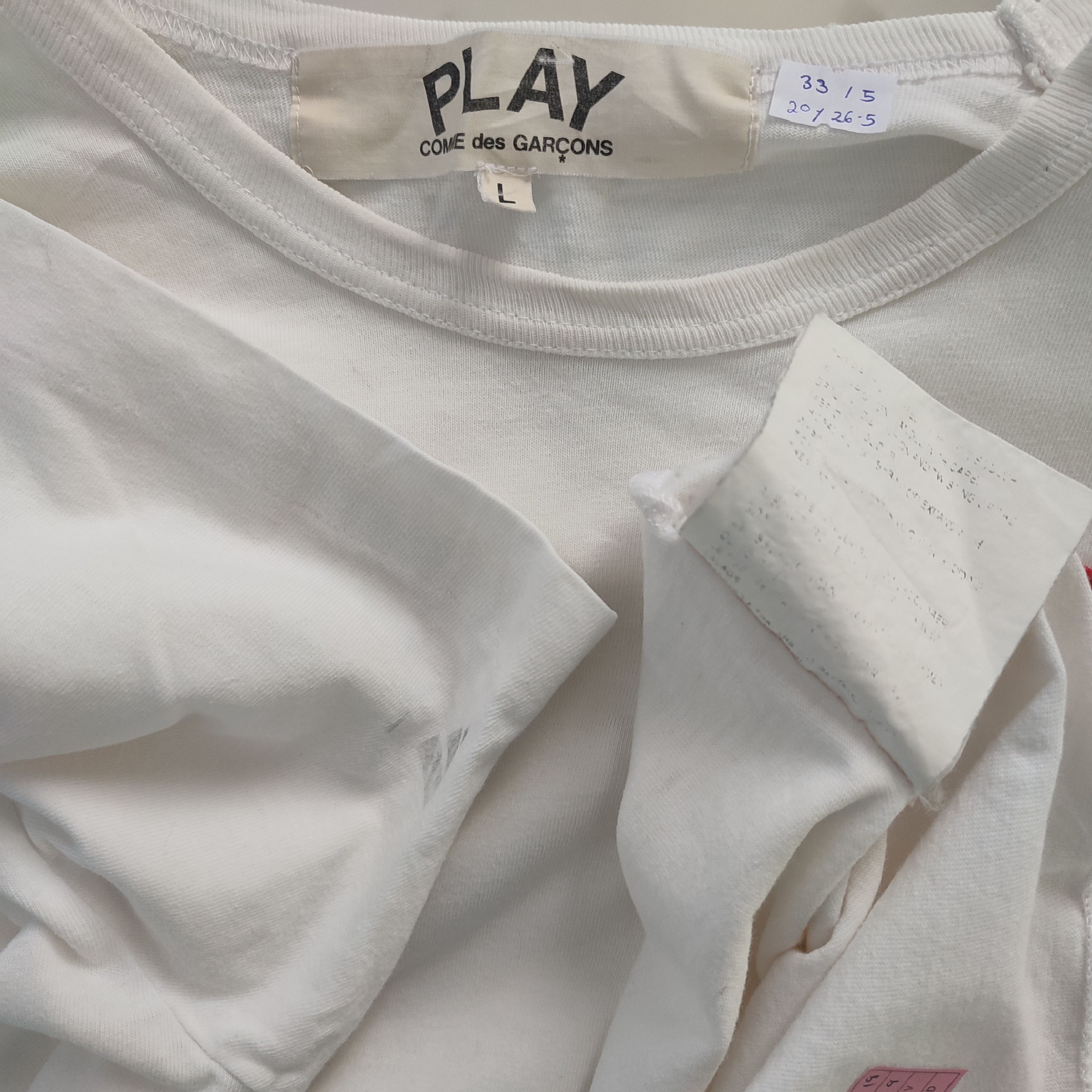 Comme des Garcons × Japanese Brand × Vintage Comme Des Garcons PLAY Japanese Brand Logo Design Tshirt Size US L / EU 52-54 / 3 - 5 Thumbnail