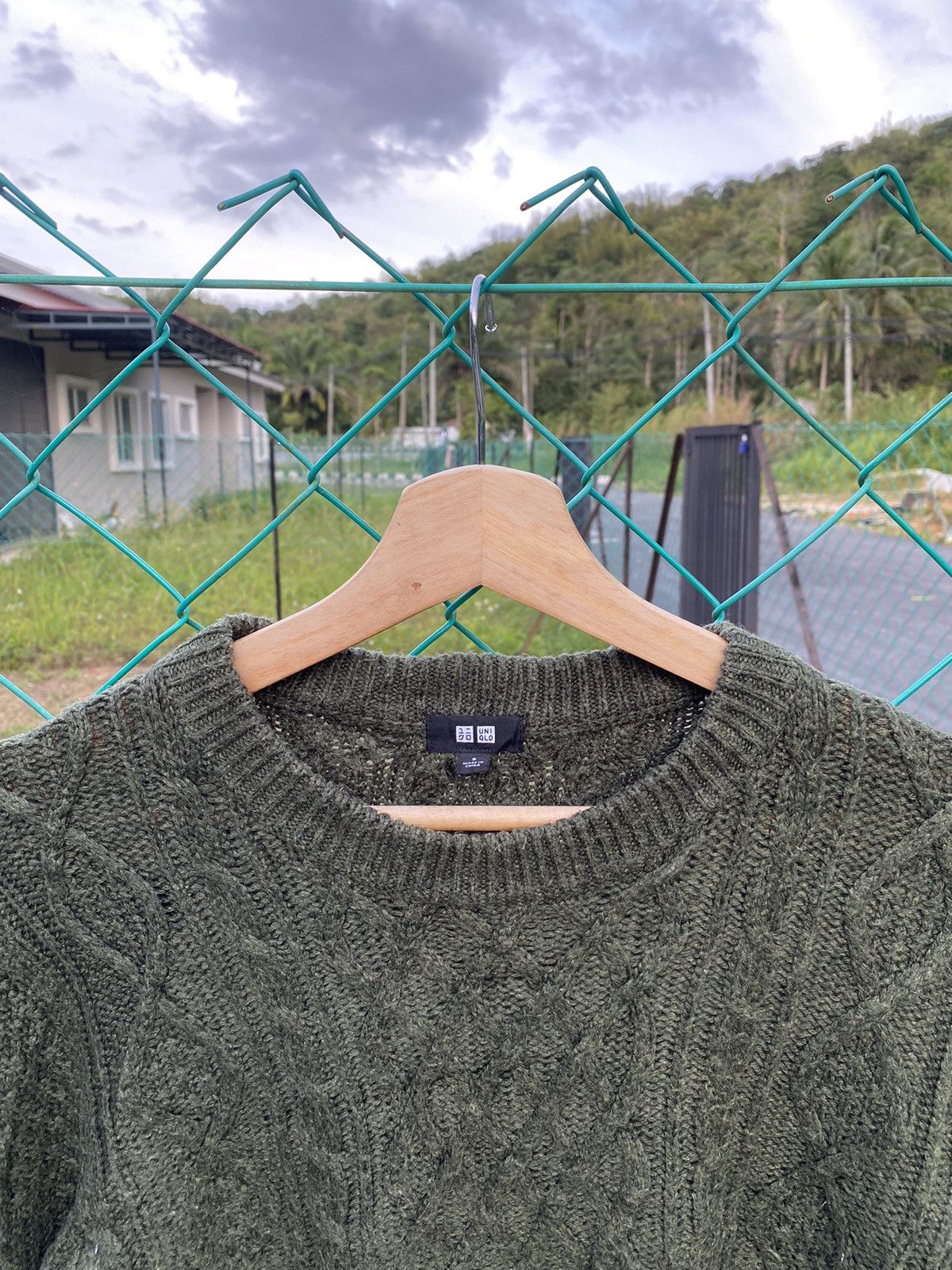 Uniqlo Uniqlo Cable Knit Sweater Size US S / EU 44-46 / 1 - 3 Thumbnail