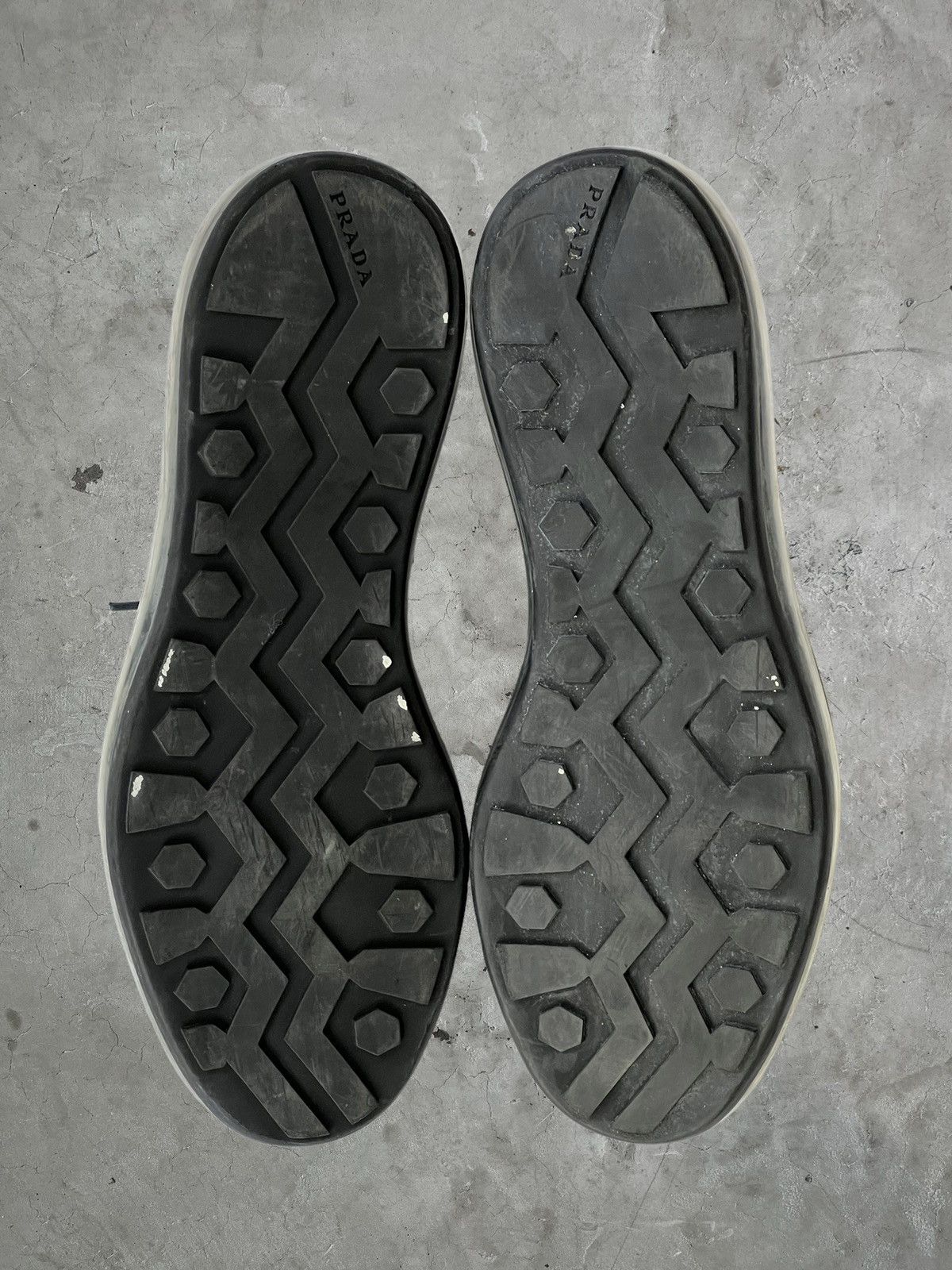 Prada Early 2000s Prada Wingtip Air Derby’s Size US 10 / EU 43 - 9 Thumbnail