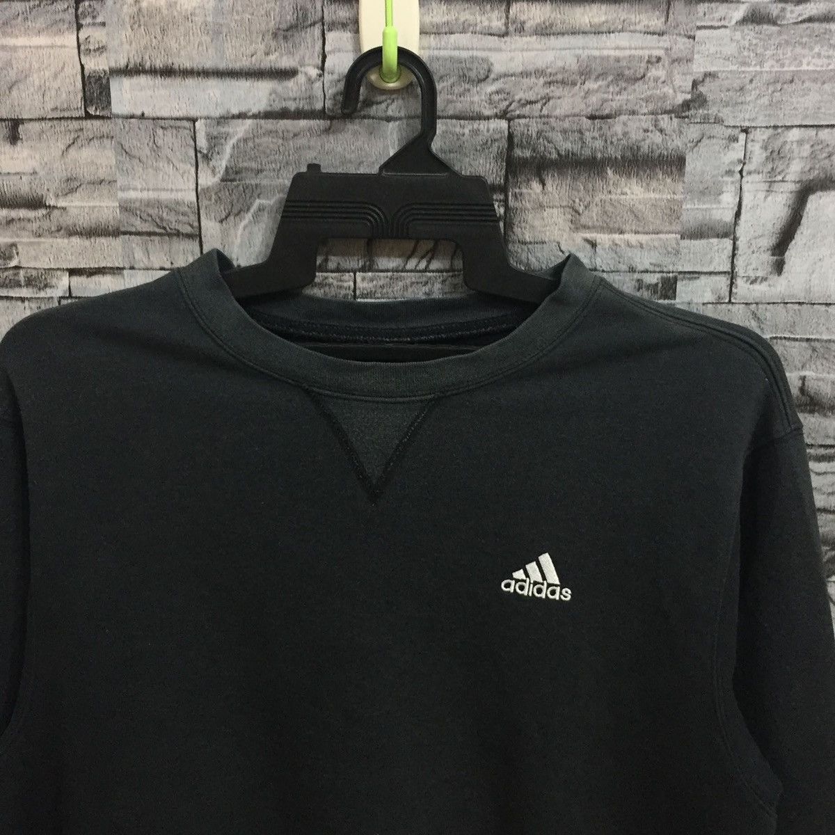 Adidas Vintage adidas sweatshirt jumper small logo size M Size US M / EU 48-50 / 2 - 2 Thumbnail
