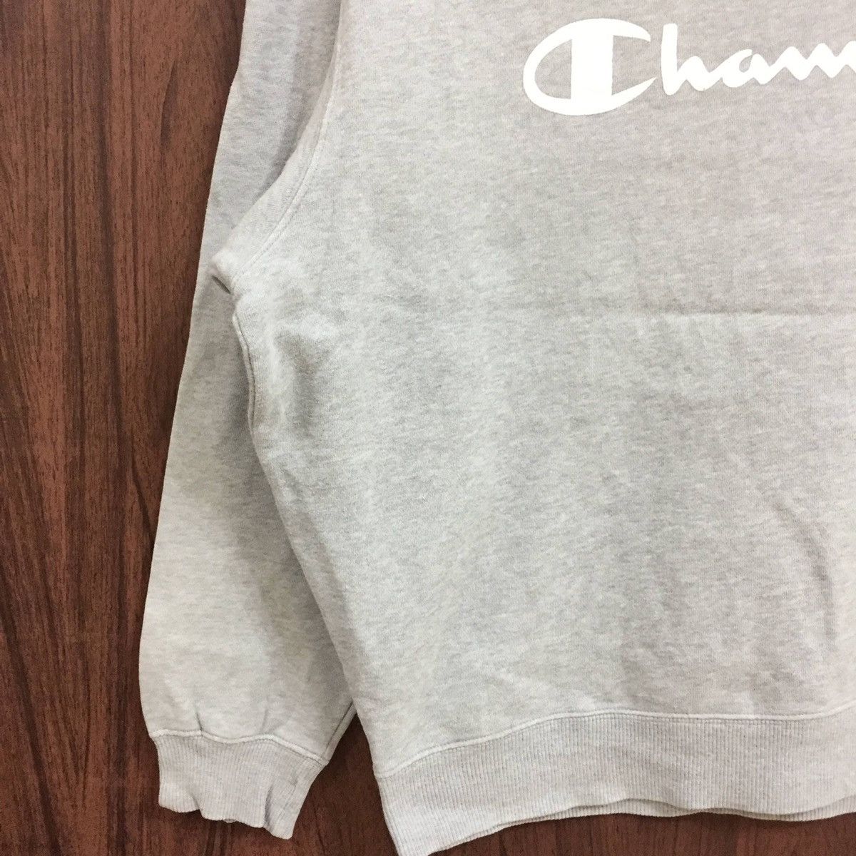 Champion Vintage Champion Sweatshirt spell out big design Size US XL / EU 56 / 4 - 5 Thumbnail