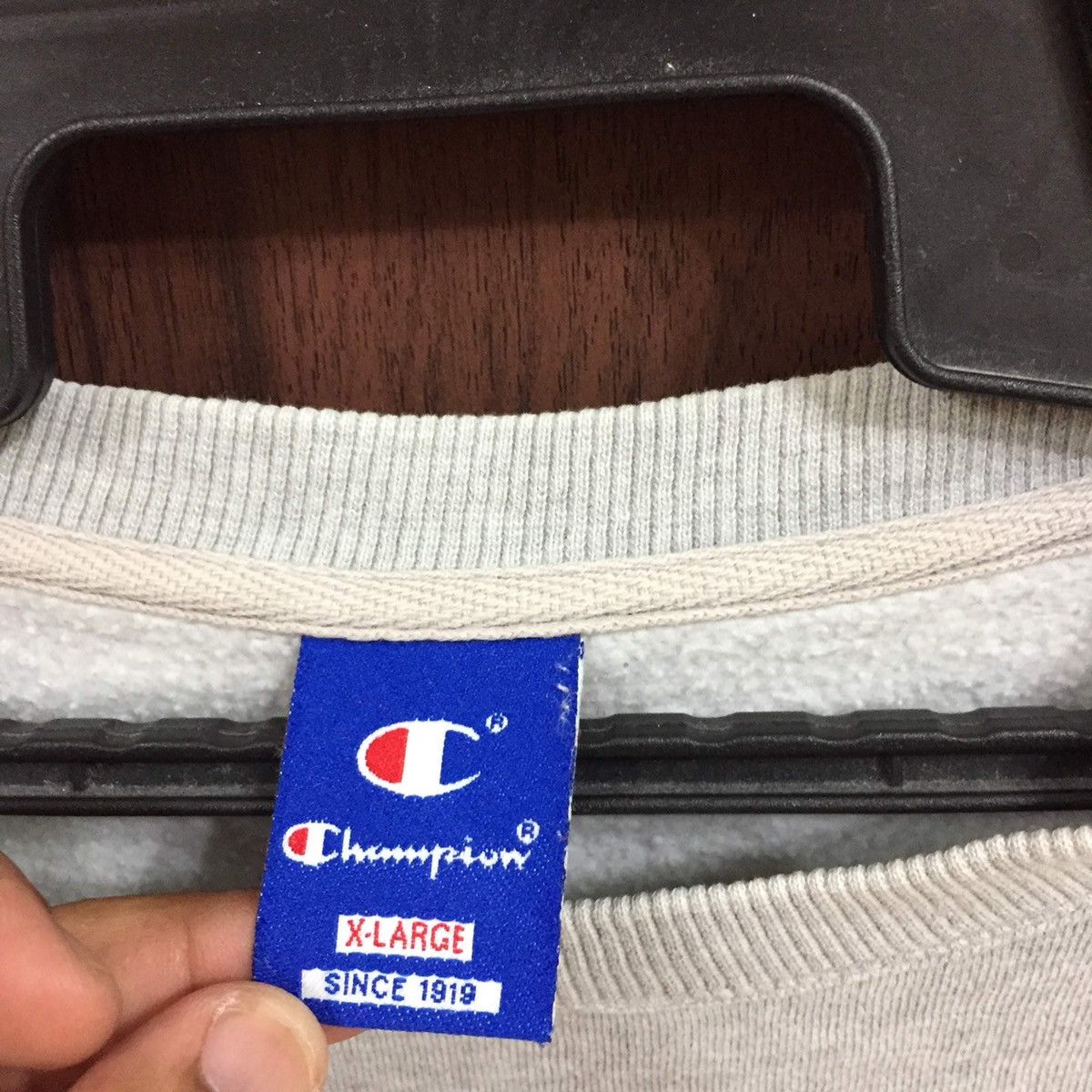 Champion Vintage Champion Sweatshirt spell out big design Size US XL / EU 56 / 4 - 3 Thumbnail