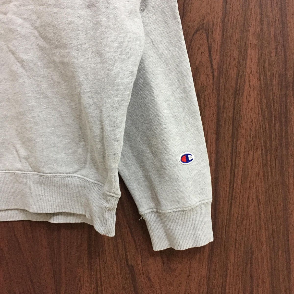 Champion Vintage Champion Sweatshirt spell out big design Size US XL / EU 56 / 4 - 7 Thumbnail