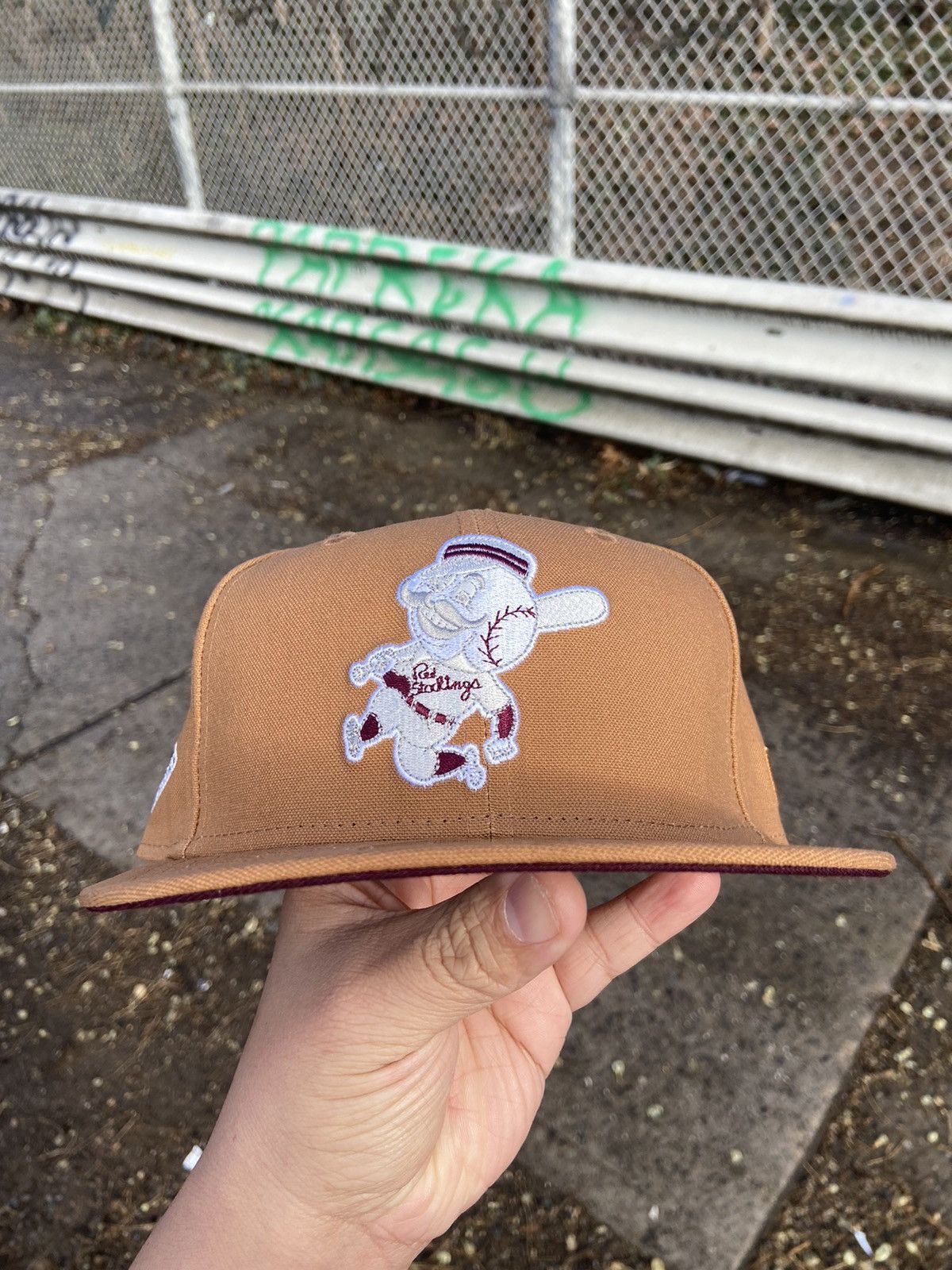 Hat Club × MLB × New Era 7 1/2 Cincinnati Reds “All The Right” Maroon UV Fitted Size ONE SIZE - 4 Thumbnail