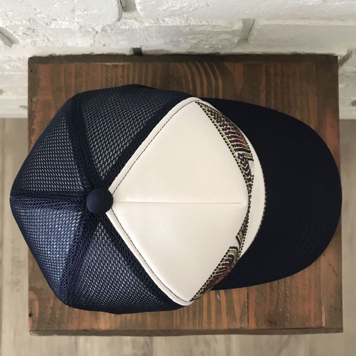 Bape × Swarovski BAPE KISS LOGO Swarovski trucker hat cap navy ape NIGO Size ONE SIZE - 6 Thumbnail