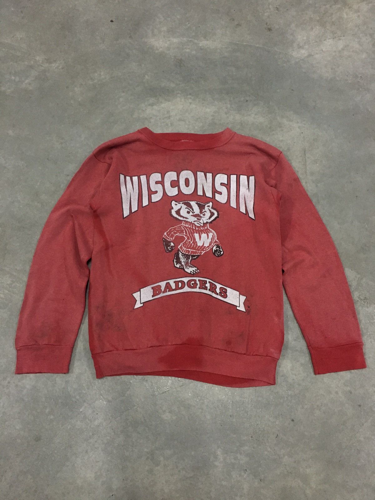 Vintage 90’s Wisconsin Badgers Sun Faded Sweetshirt