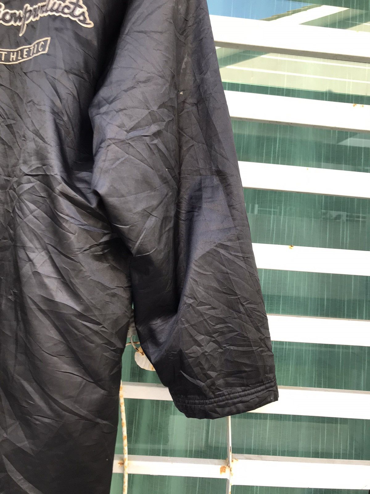 Champion Vintage champion spell out big logo raincoat Size US L / EU 52-54 / 3 - 12 Thumbnail