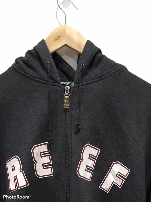 Reef Reef spell out zip up hooded sweatshirt | Grailed