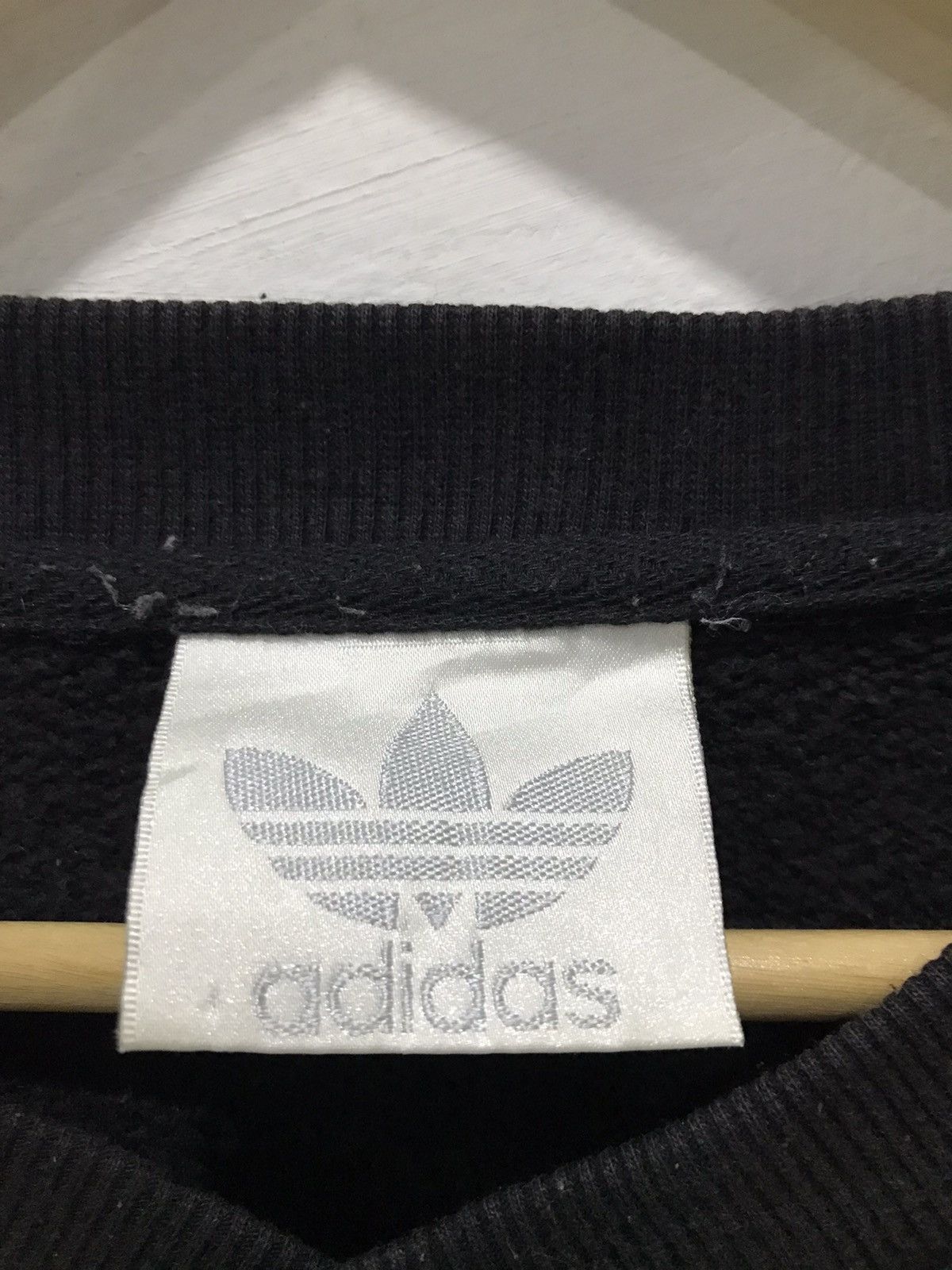 Adidas Adidas big logo trefoil crewneck sweatshirt Size US L / EU 52-54 / 3 - 12 Thumbnail