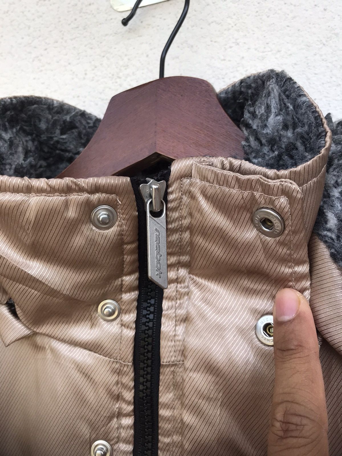 Reebok × Vintage Rare Reebok GOLD Hoodie Coach jacket sherpa lining big logo Size US M / EU 48-50 / 2 - 12 Thumbnail