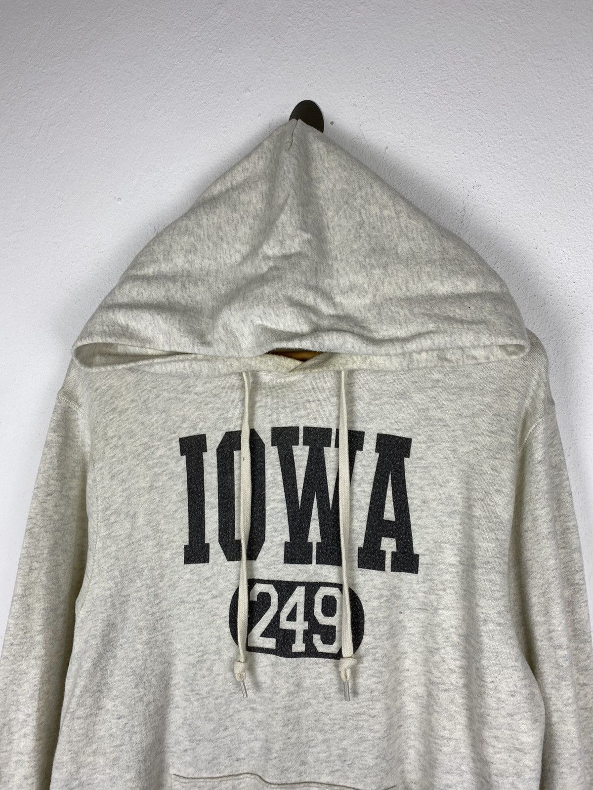 Champion IOWA 249 / CHAMPION HODDIES- MEDIUM SIZE Size US M / EU 48-50 / 2 - 2 Thumbnail