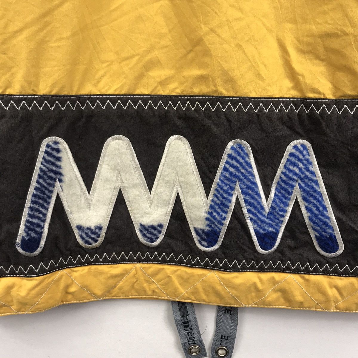 Descente Vintage DESCENTE Patch Snow Gear JapanBrand Yellow SkiJacket Size US M / EU 48-50 / 2 - 12 Thumbnail