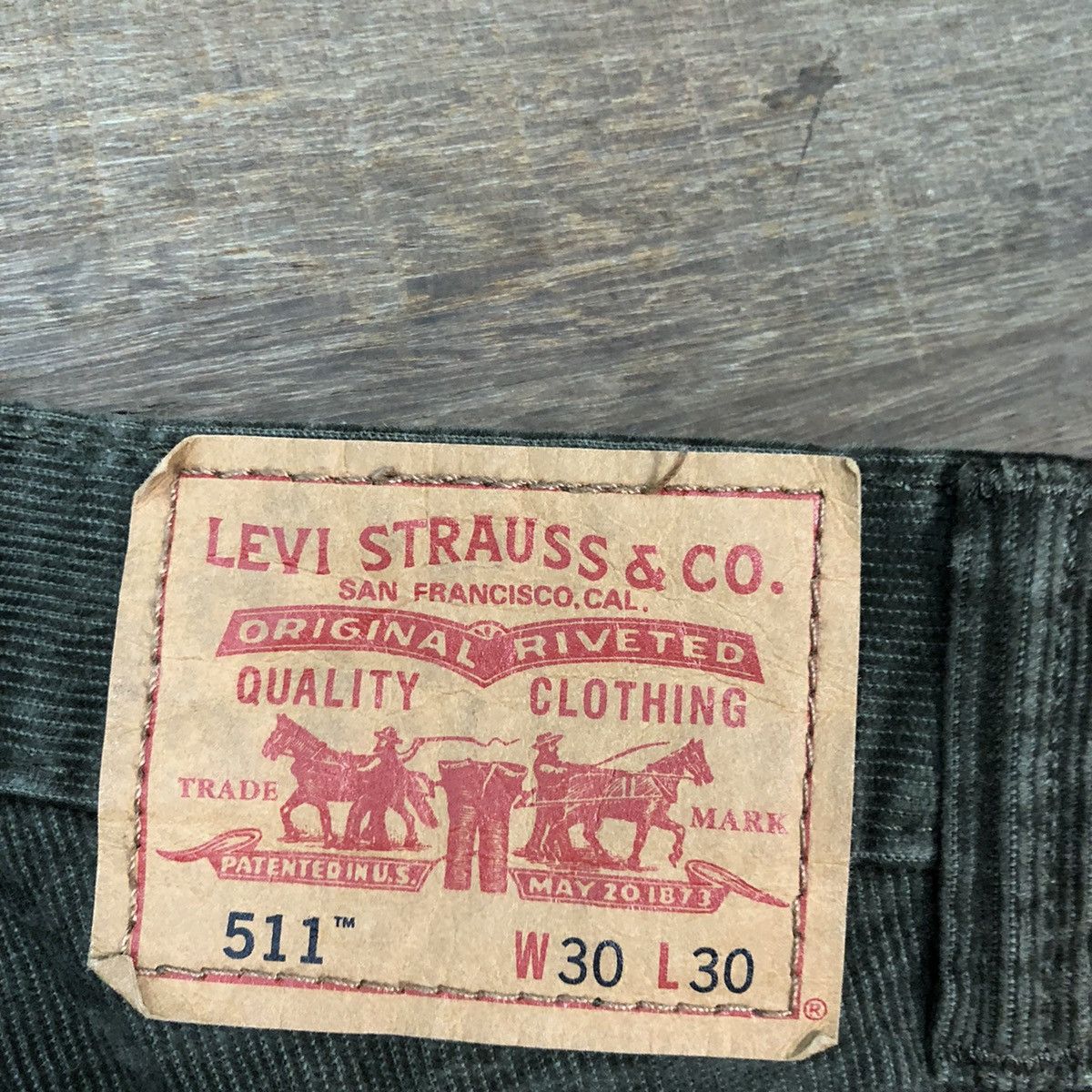 Levi's 511 Levis Strauss Green Corduroy Jeans Pants #5372 Size US 30 / EU 46 - 13 Thumbnail
