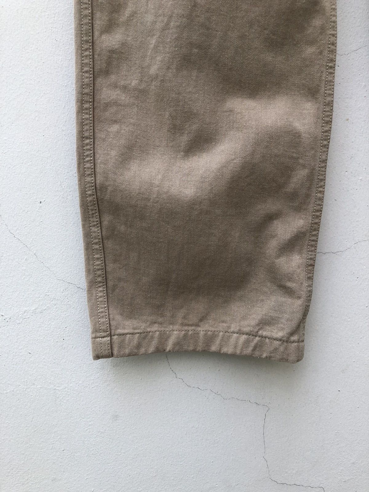 Maison MIHARA YASUHIRO Miharayasuhiro Japan Cropped Khaki Trouser Pant Size US 32 / EU 48 - 12 Thumbnail