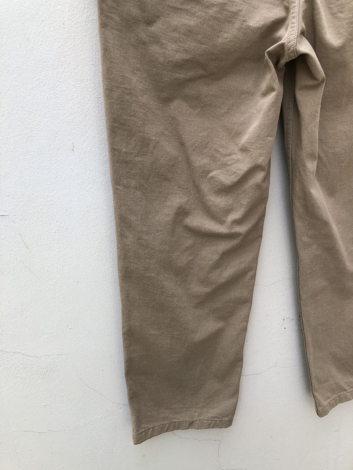 Maison MIHARA YASUHIRO Miharayasuhiro Japan Cropped Khaki Trouser Pant Size US 32 / EU 48 - 16 Thumbnail