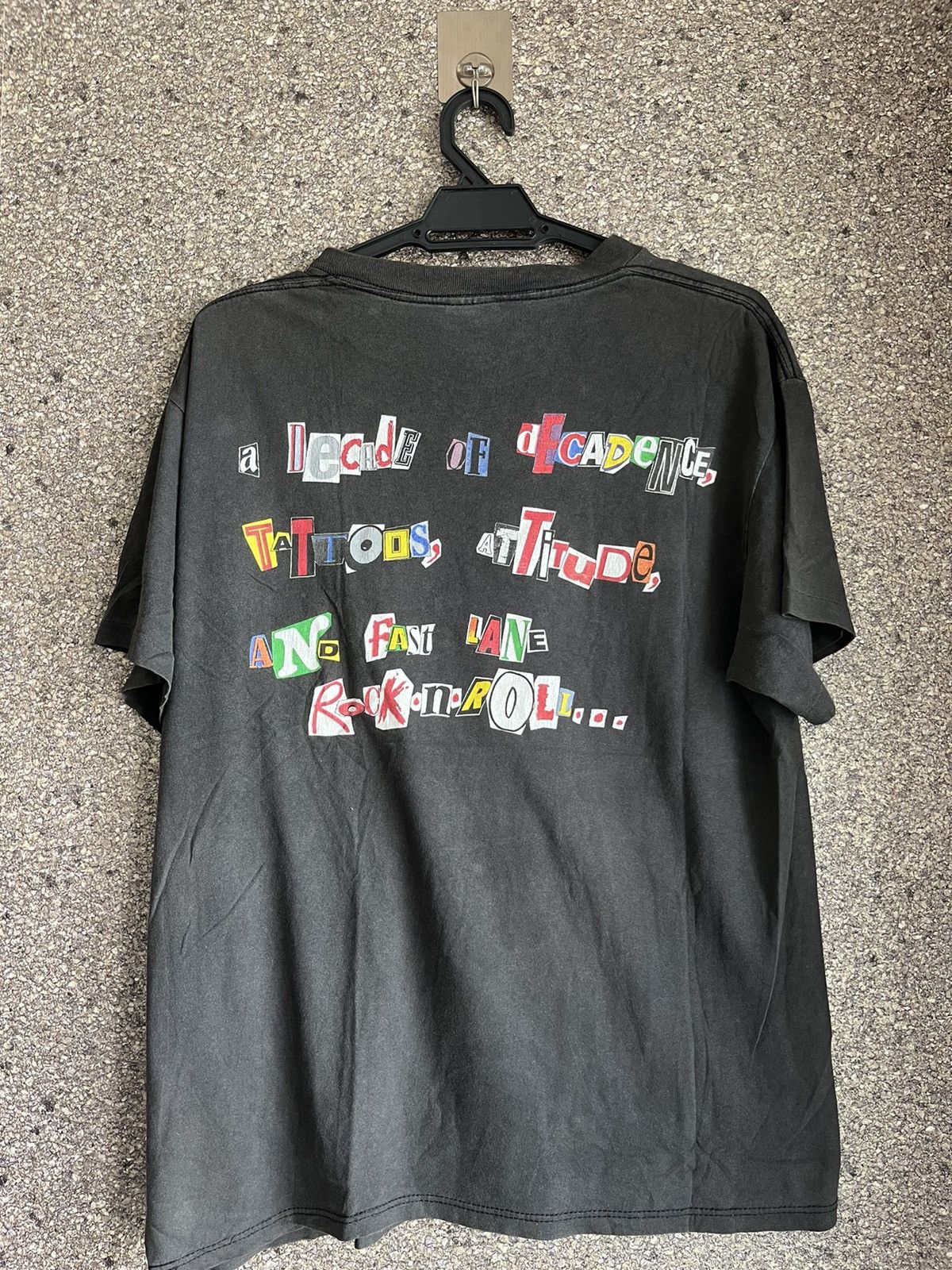 Vintage Motley crue ft22 Size US L / EU 52-54 / 3 - 4 Thumbnail