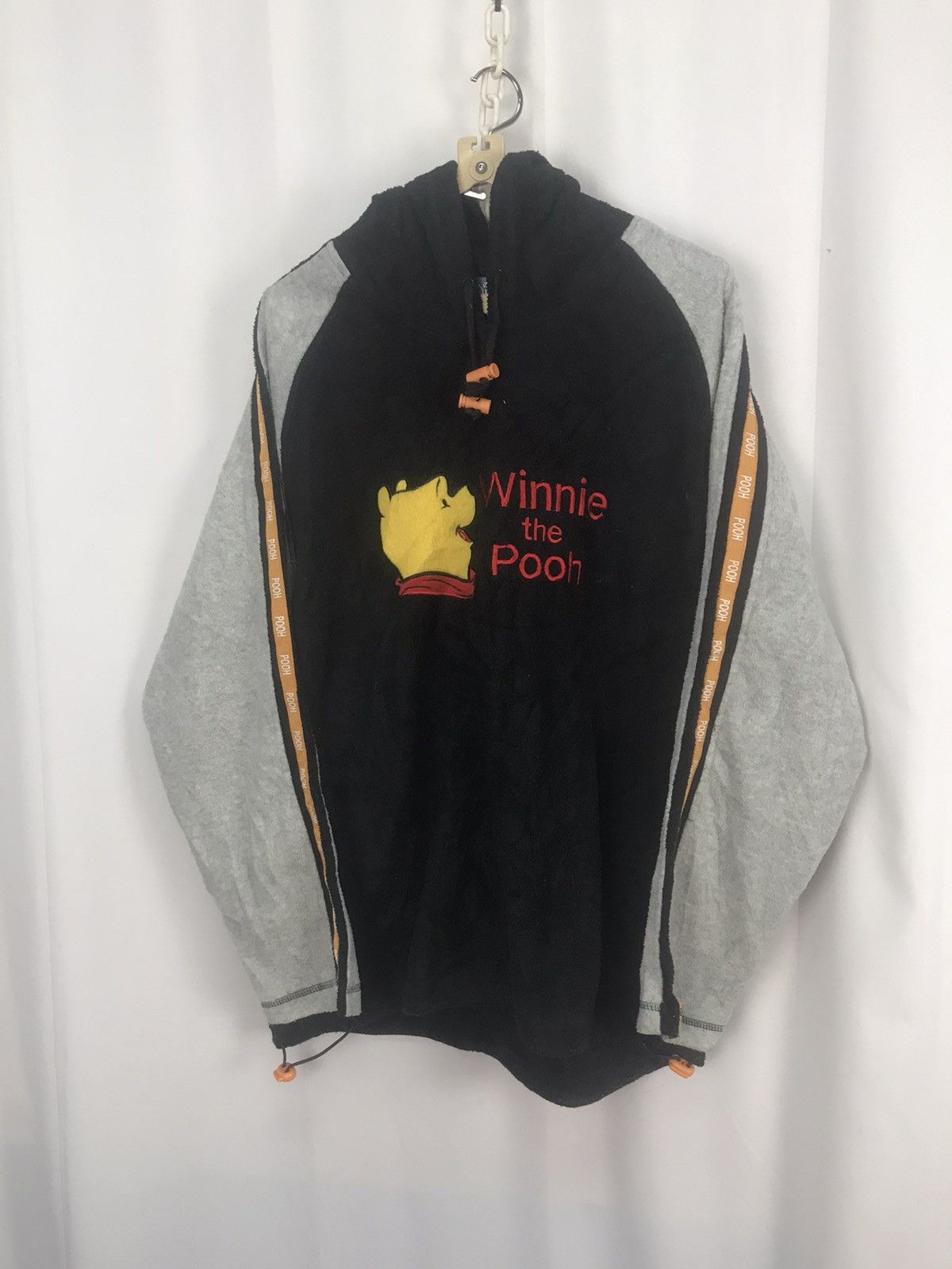 Cartoon Network × Disney Winnie the Pooh embroidered side tipe hoodie pullover Size US M / EU 48-50 / 2 - 8 Thumbnail
