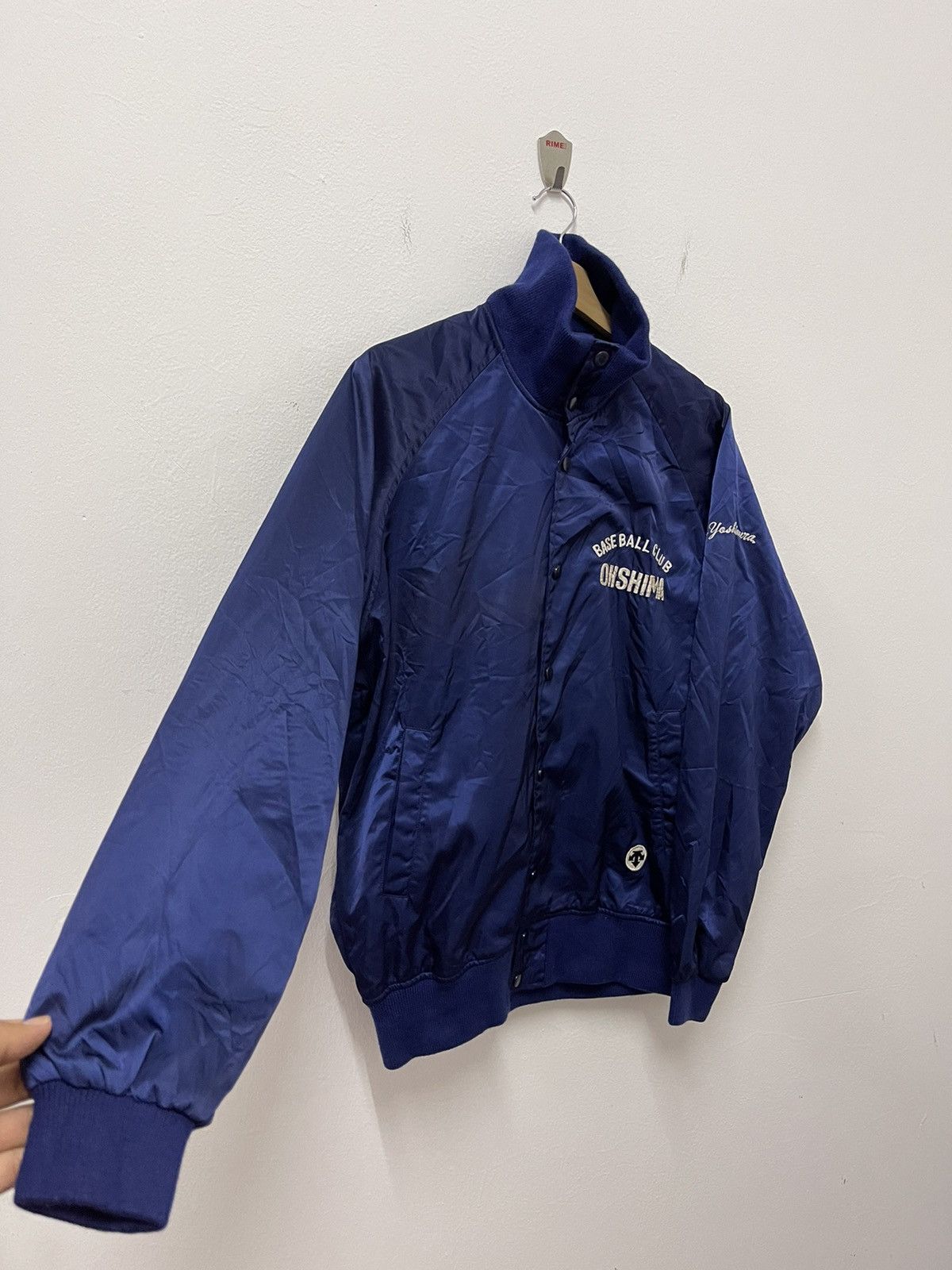 Descente × Japanese Brand × Vintage Vintage Descente Baseball Club Ohshima Satin Buttoned Jacket Size US L / EU 52-54 / 3 - 6 Thumbnail