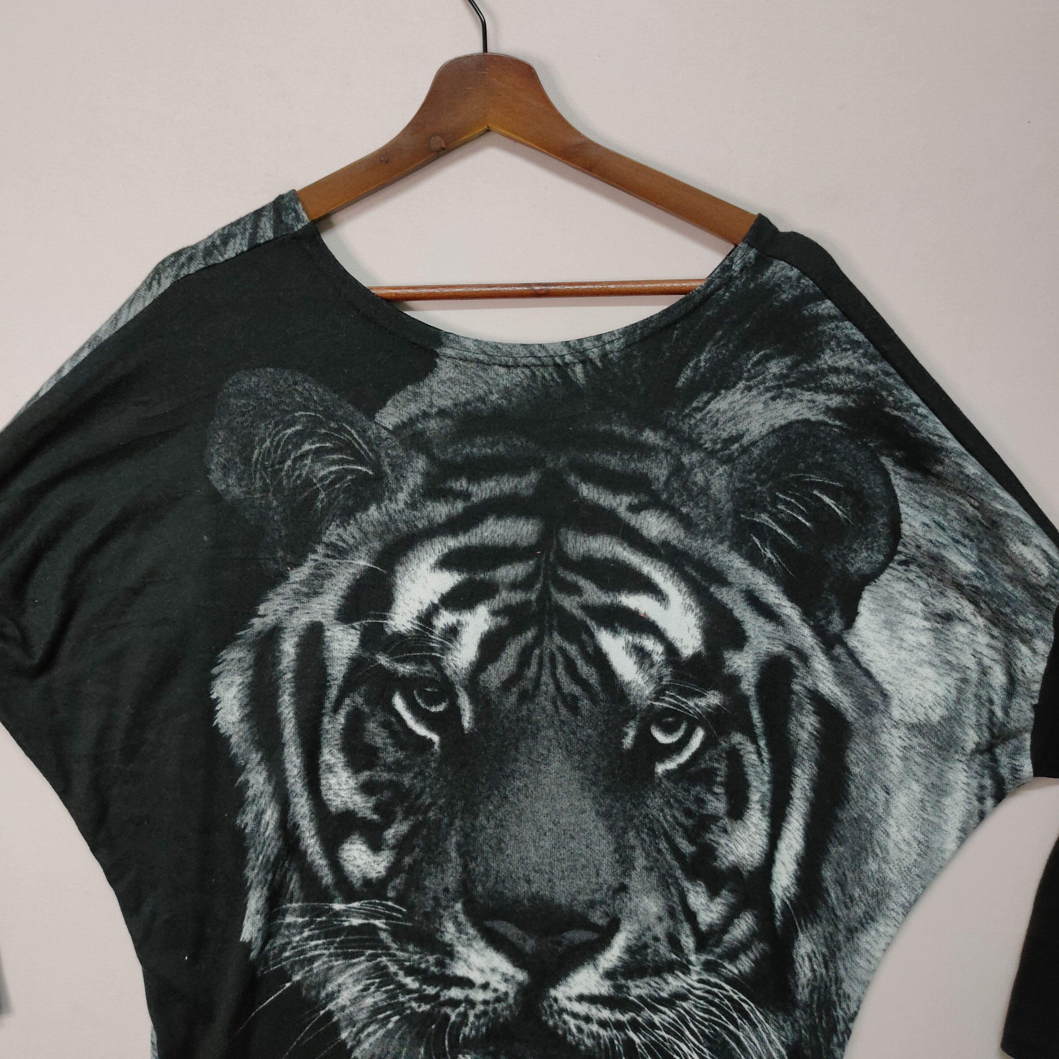 Habitat VINTAGE UNBRANDED Tiger Logo LONG SLEEVE SHIRT Size US L / EU 52-54 / 3 - 6 Thumbnail