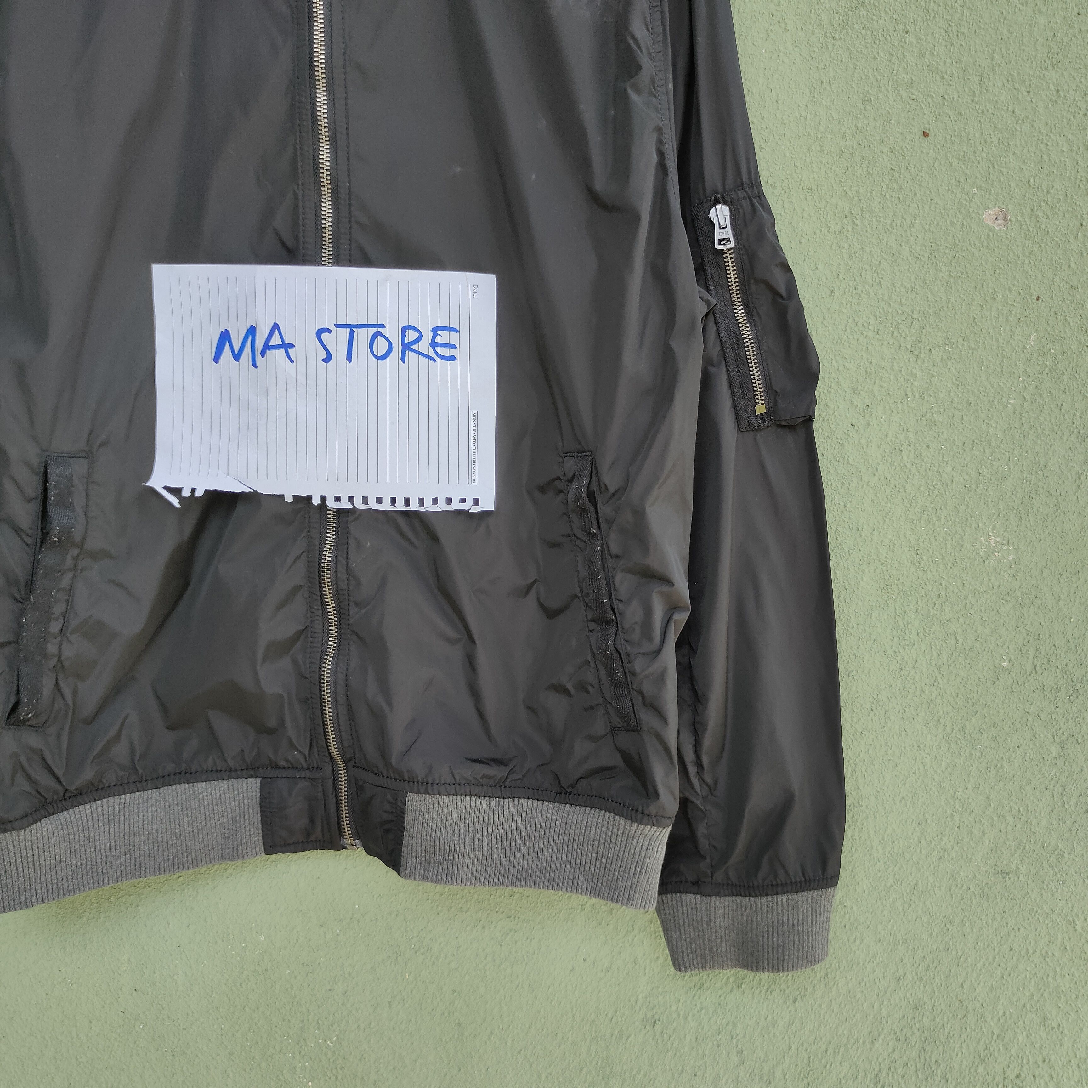 Gap Vintage Gap Zipper Ups Nice Design Light Jacket Size US L / EU 52-54 / 3 - 3 Thumbnail