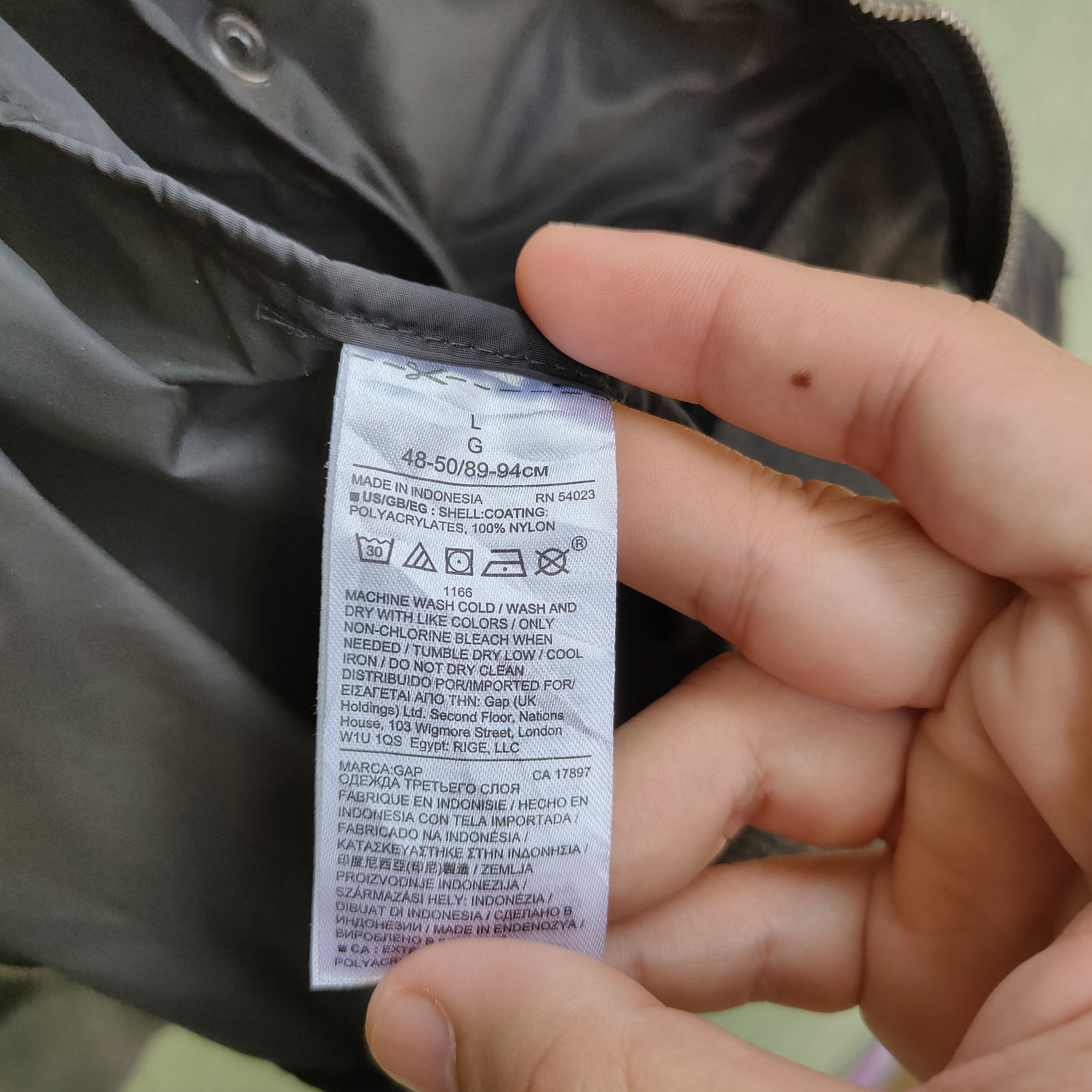 Gap Vintage Gap Zipper Ups Nice Design Light Jacket Size US L / EU 52-54 / 3 - 5 Thumbnail