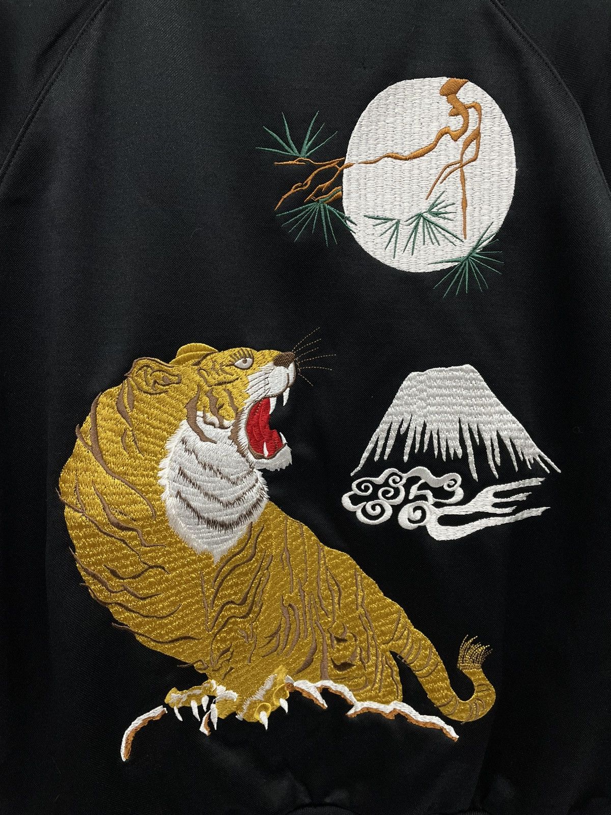 Japanese Brand CROPPEDHEADS Exclusive Embroidery Sukajan Jacket Karakuri Size US S / EU 44-46 / 1 - 3 Thumbnail