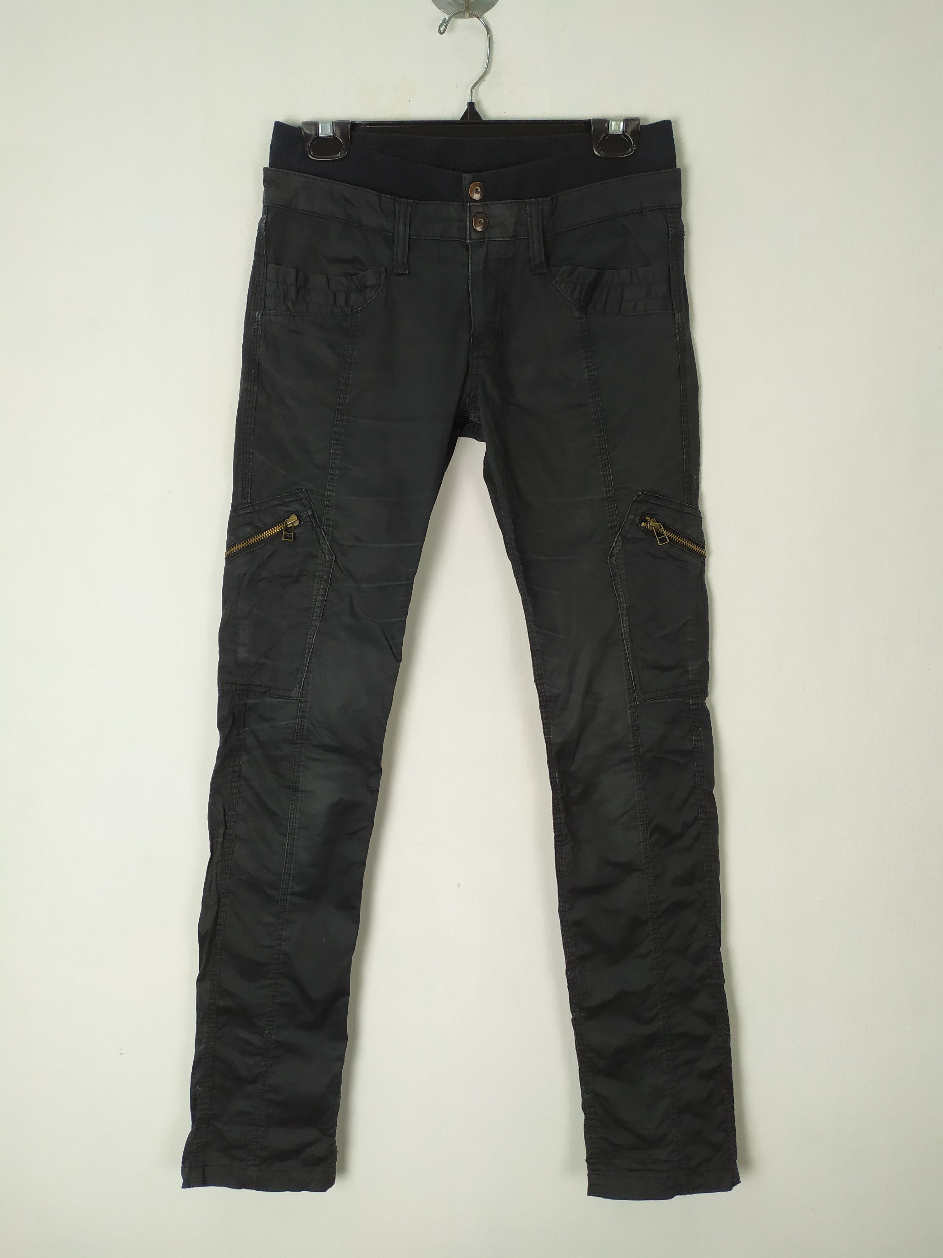Black Label VINTAGE NEUTORONICA SKINNY BLACK CARGO PANTS Size US 26 / EU 42 - 1 Thumbnail