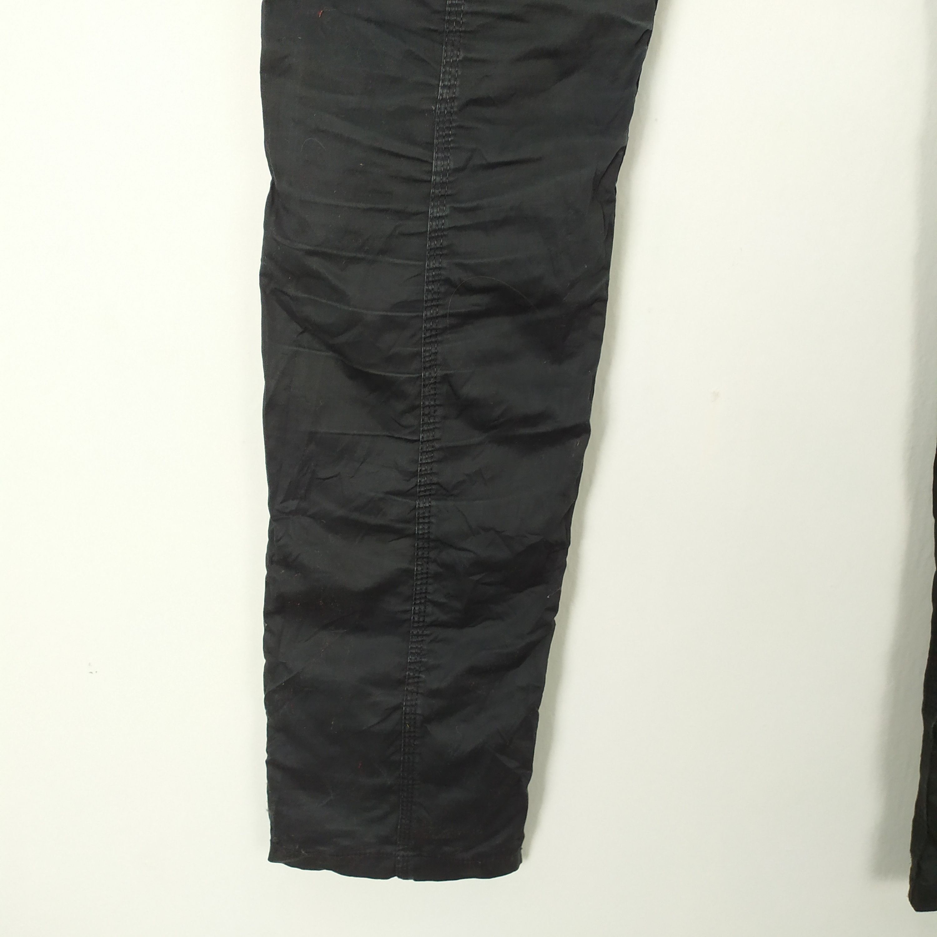 Black Label VINTAGE NEUTORONICA SKINNY BLACK CARGO PANTS Size US 26 / EU 42 - 11 Thumbnail