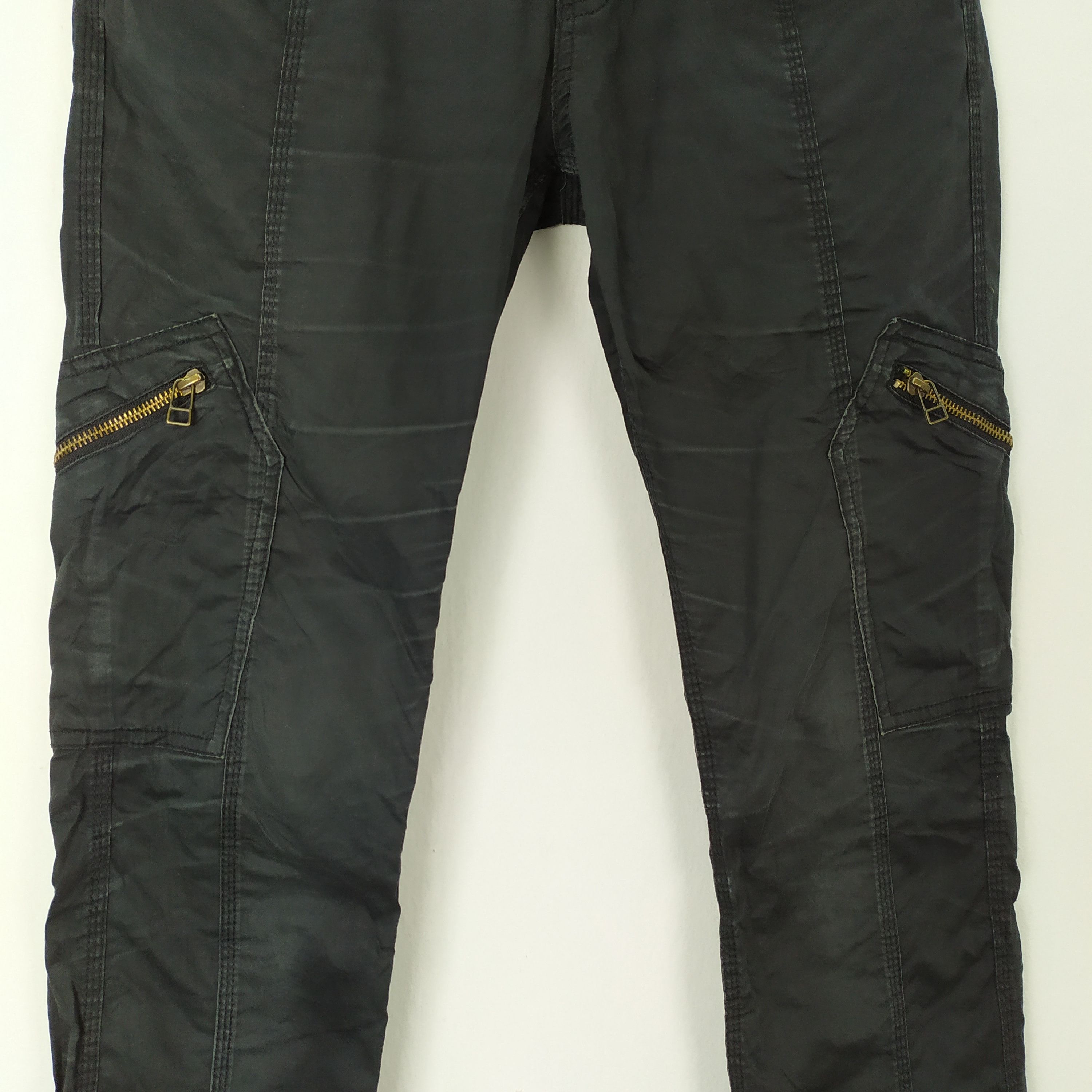 Black Label VINTAGE NEUTORONICA SKINNY BLACK CARGO PANTS Size US 26 / EU 42 - 7 Thumbnail