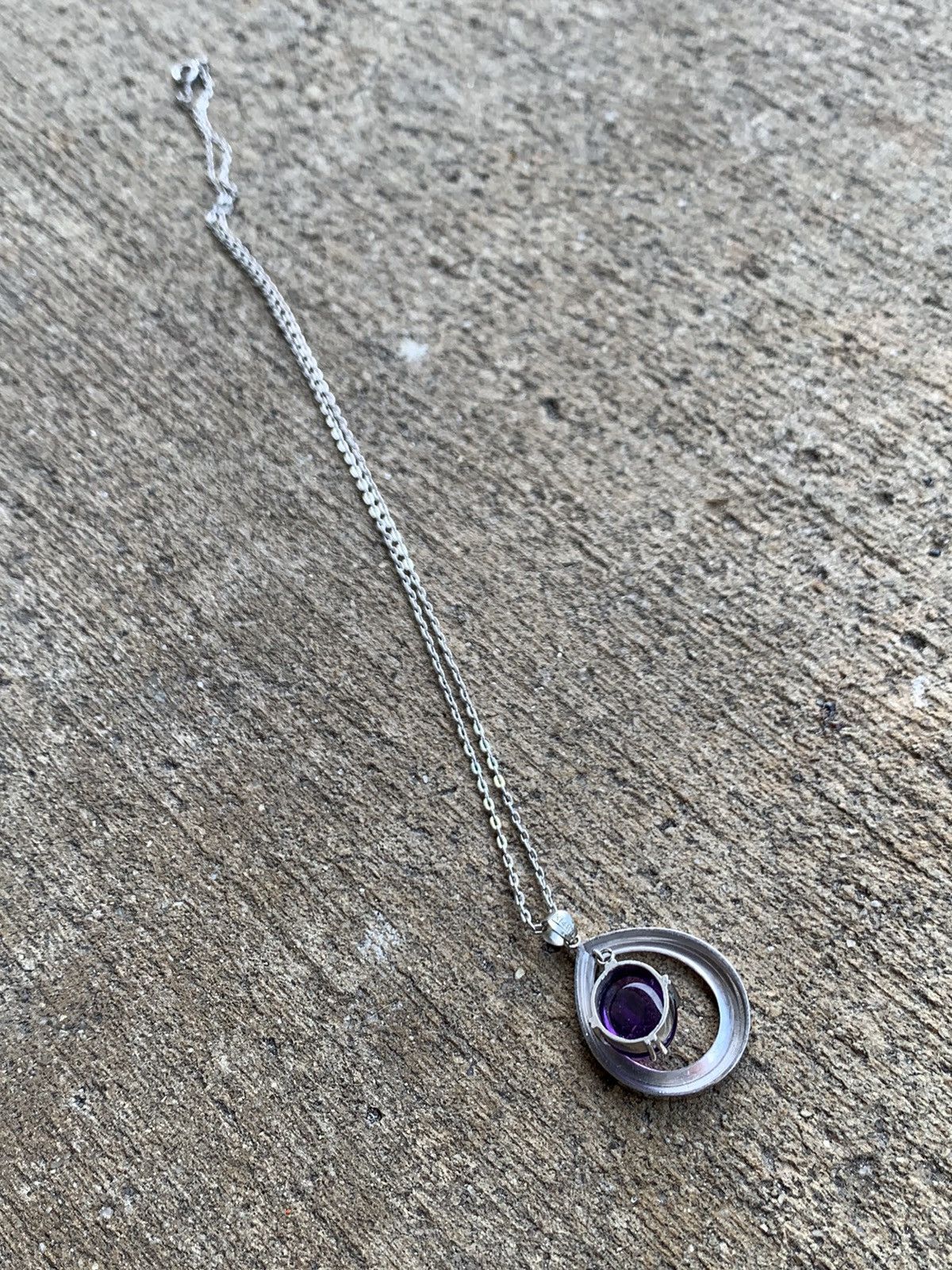Jewelry × Vintage VINTAGE 14K WHITE GOLD AMETHYST CHAIN NECKLACE Size ONE SIZE - 3 Thumbnail