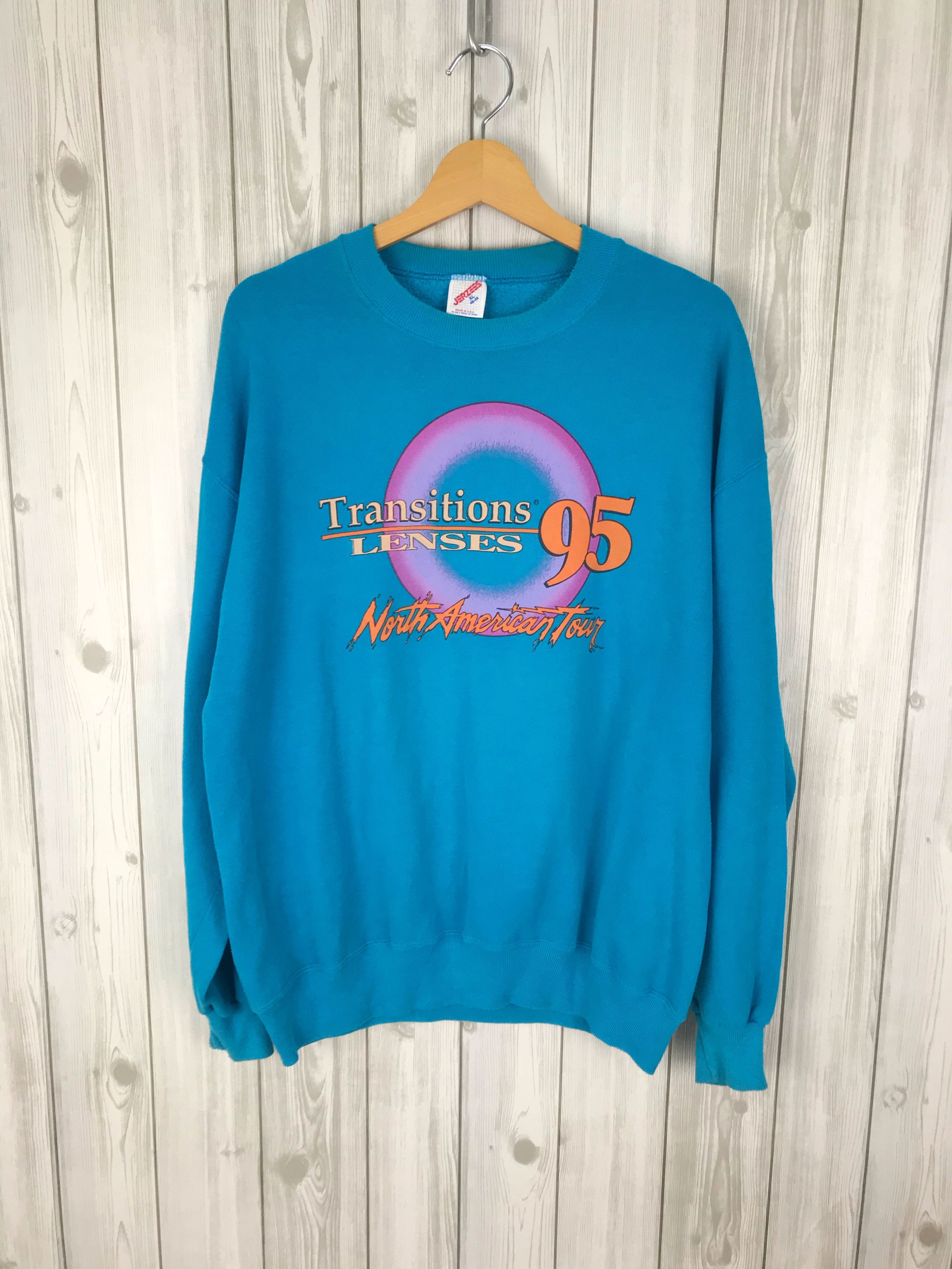 Vintage Vintage TRANSITIONS LENSES North American Tour Sweatshirt Size US L / EU 52-54 / 3 - 2 Thumbnail