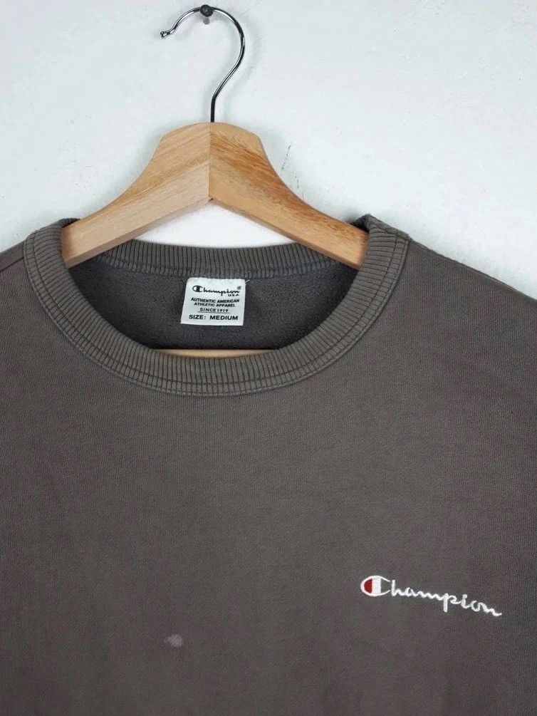 Champion × Japanese Brand × Vintage Vintage Champion Script Logo Embroidery Sweatshirt Size US S / EU 44-46 / 1 - 2 Thumbnail