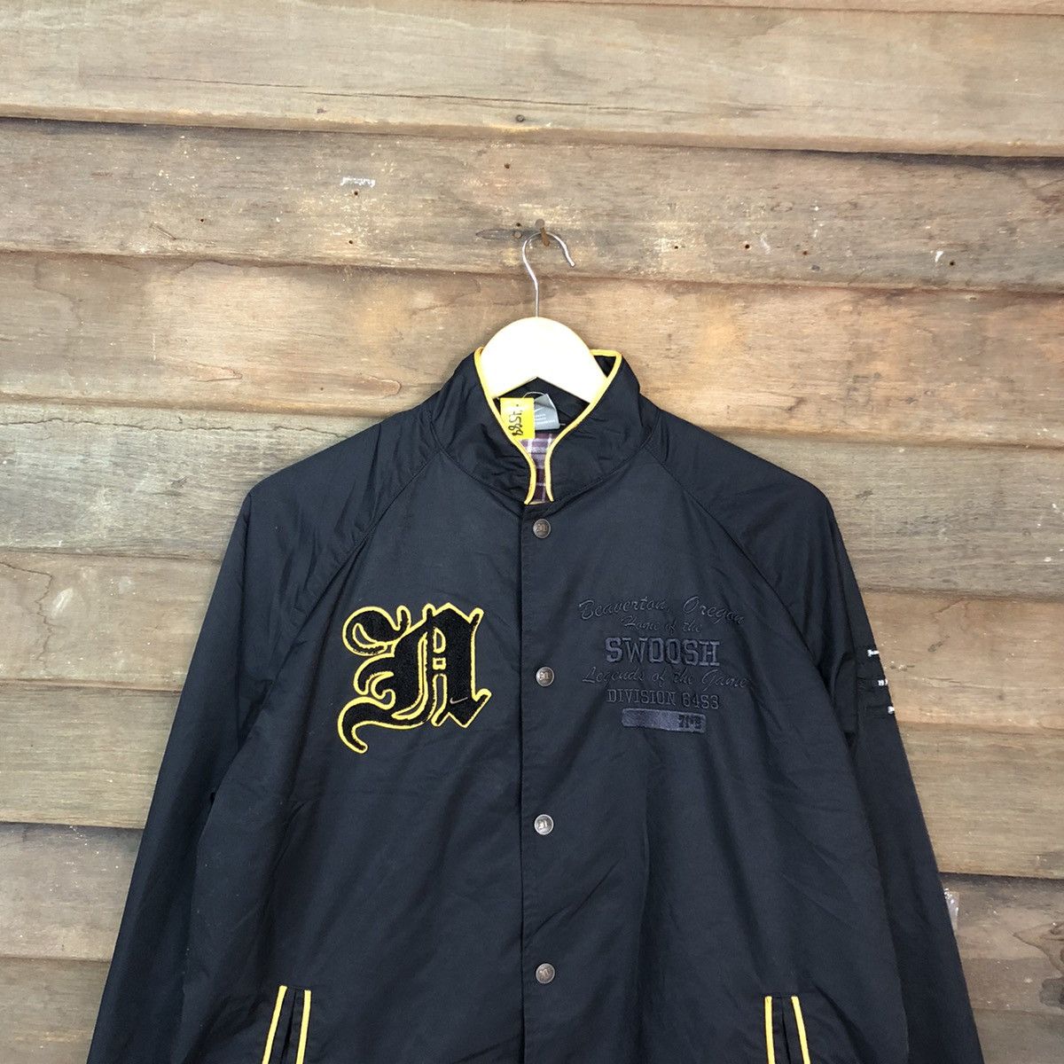 Nike Nike Swoosh black Varsity Jacket #4588 Size US M / EU 48-50 / 2 - 2 Thumbnail