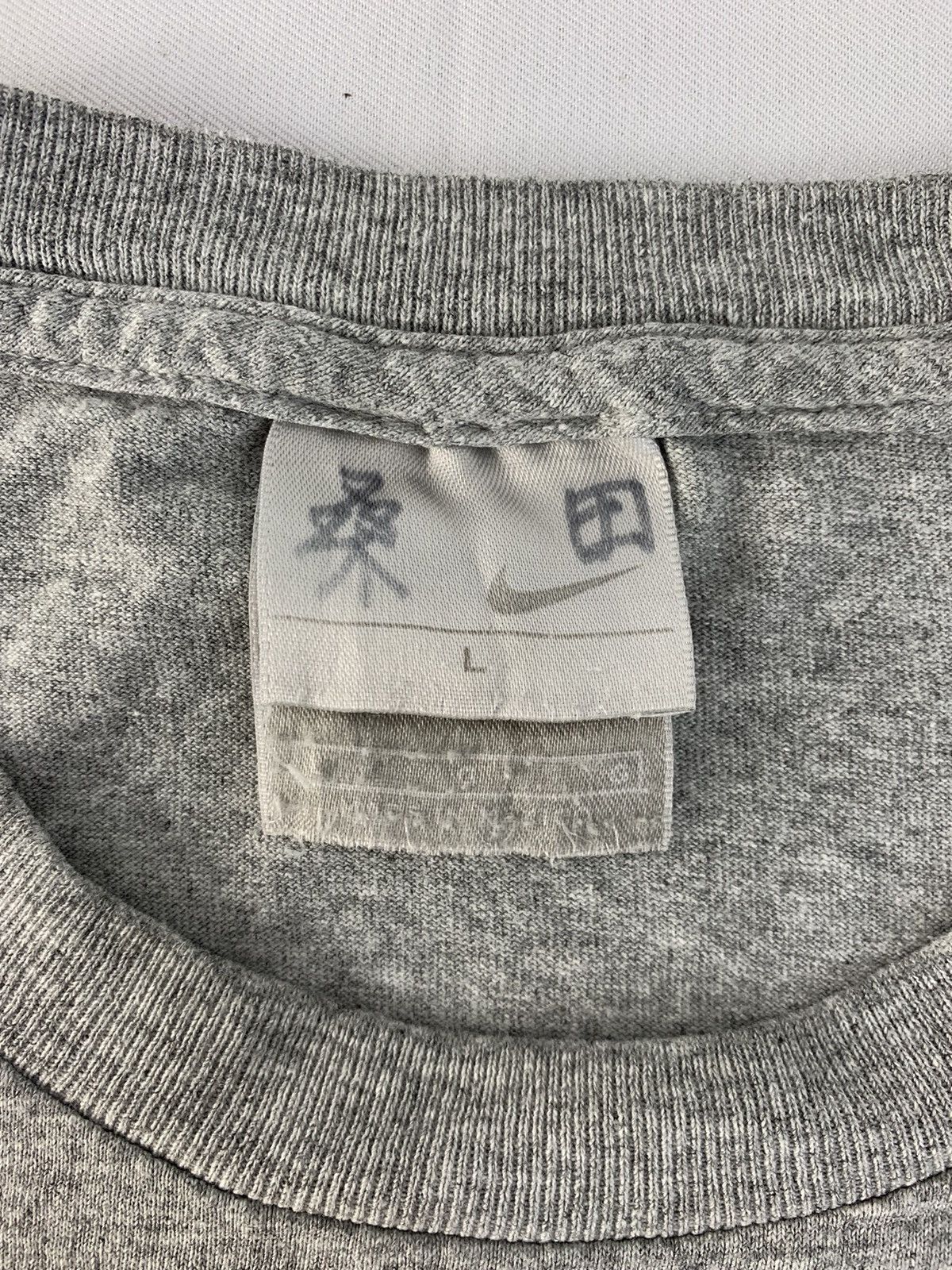 Nike 90s Nike 72 Sportswear Spell Out Printed Tee Brand Logo Size US XL / EU 56 / 4 - 3 Thumbnail