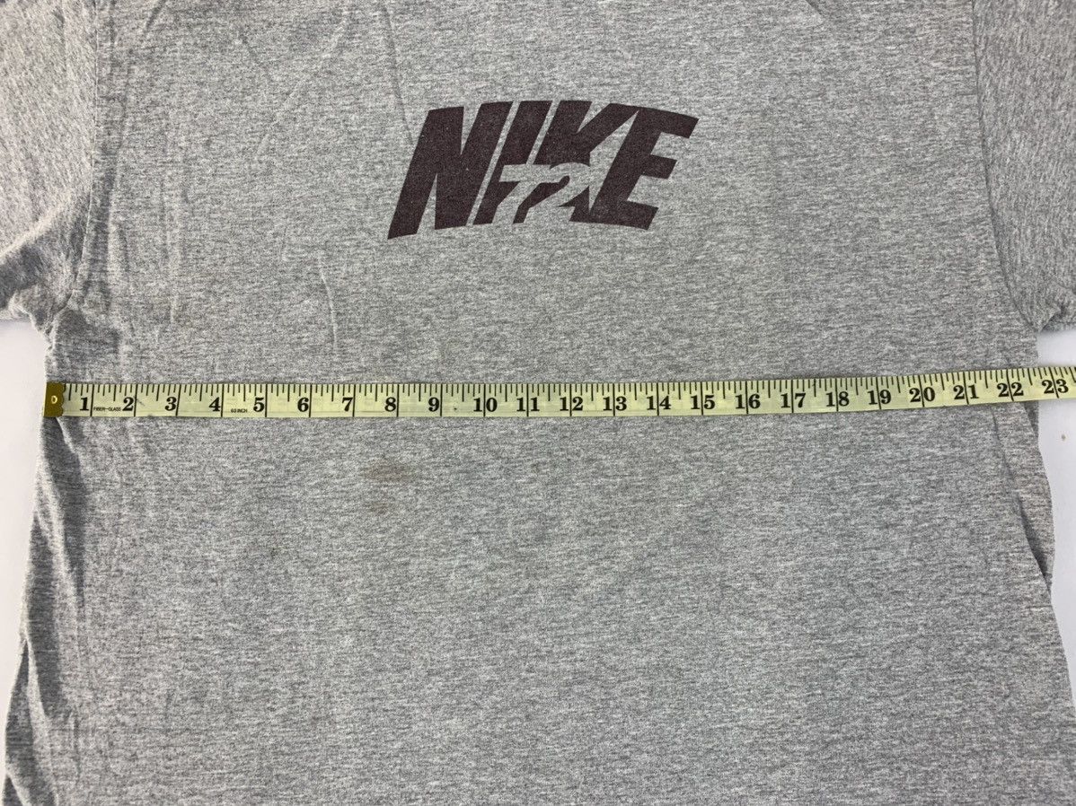 90s Nike 72 Sportswear Spell Out Printed Tee Brand Logo