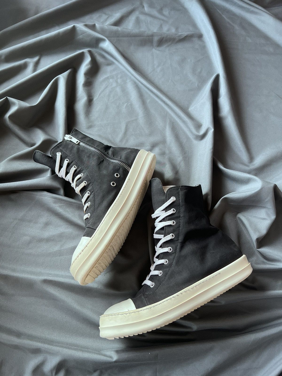 RICK OWENS ラモーンズ SNEAKERS レザー スニーカー 43 中古・古着通販】RICK OWENS (リックオウエンス) ラモーンズレザー
