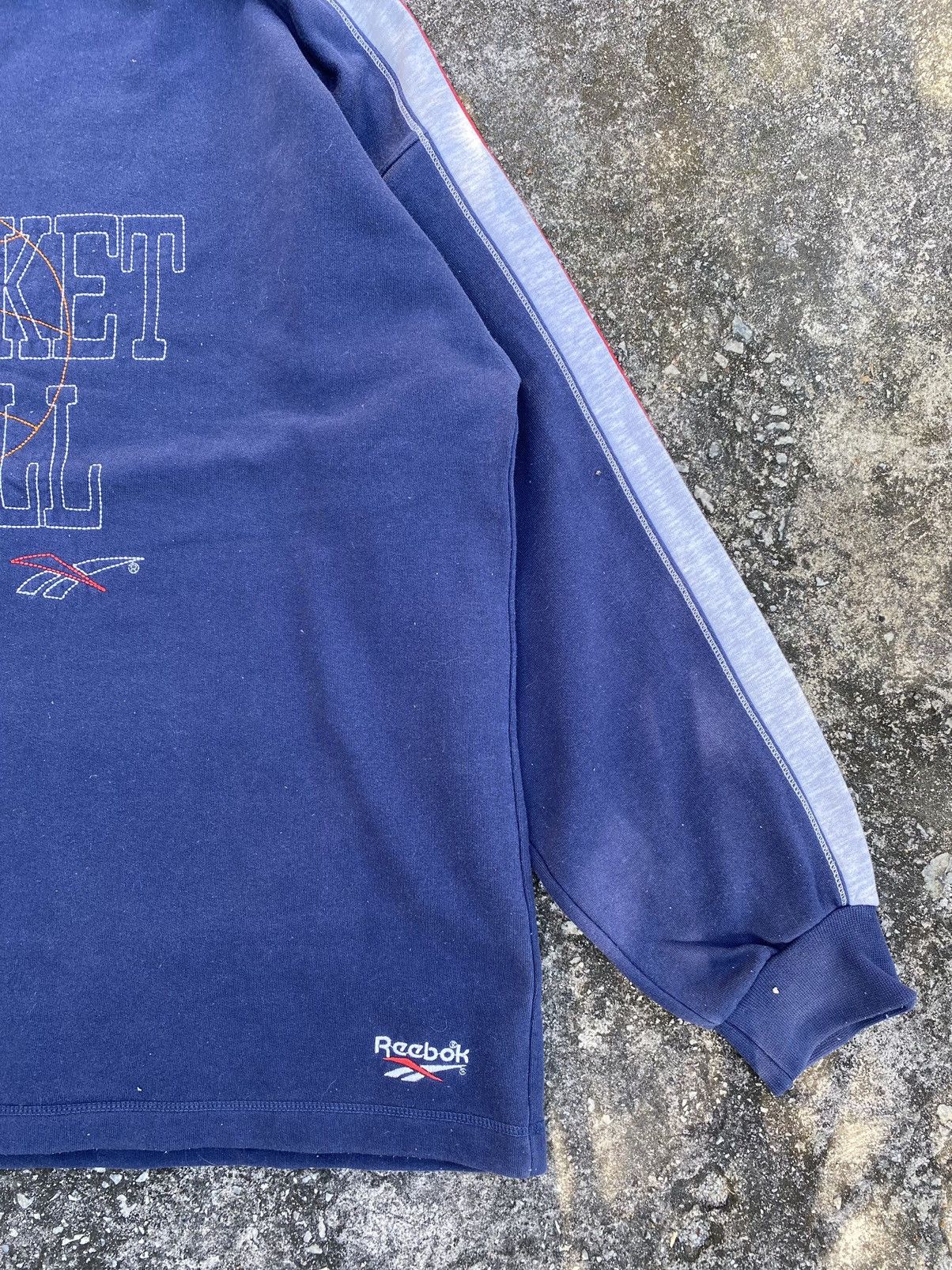 NBA Vintage Reebok Basketball Sweatshirt Size US L / EU 52-54 / 3 - 5 Thumbnail