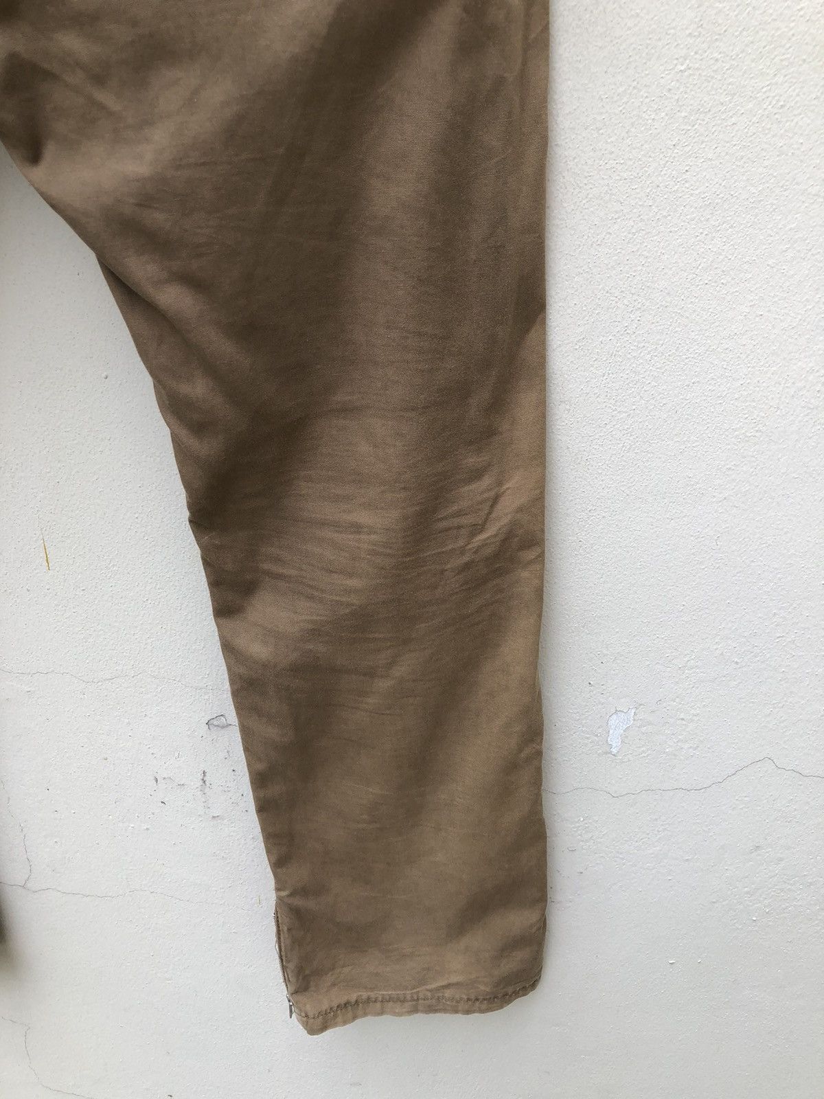 Vintage UNTOLD Japan Distressed Rips Khaki Cropped Trouser Pant Size US 31 - 22 Thumbnail