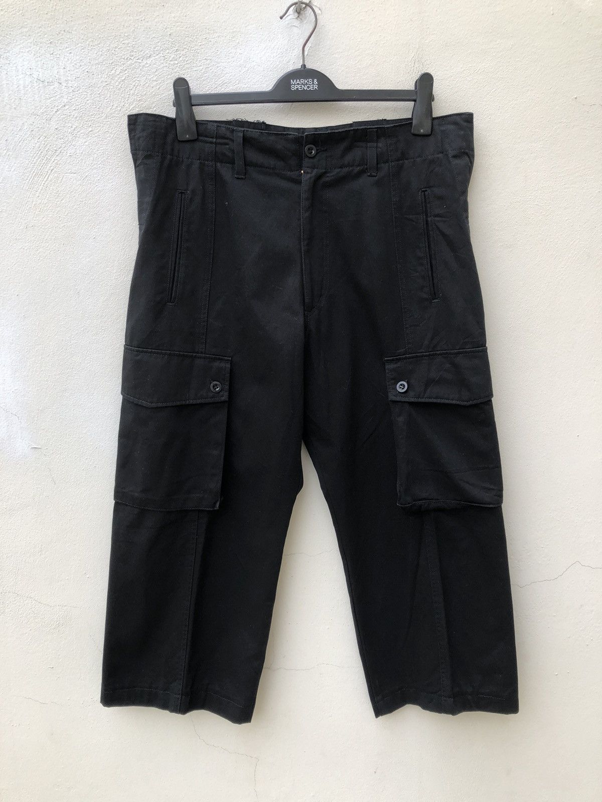 Japanese Brand Japan Brand Black Baggy Cargo Trouser Cropped Size US 32 / EU 48 - 1 Thumbnail