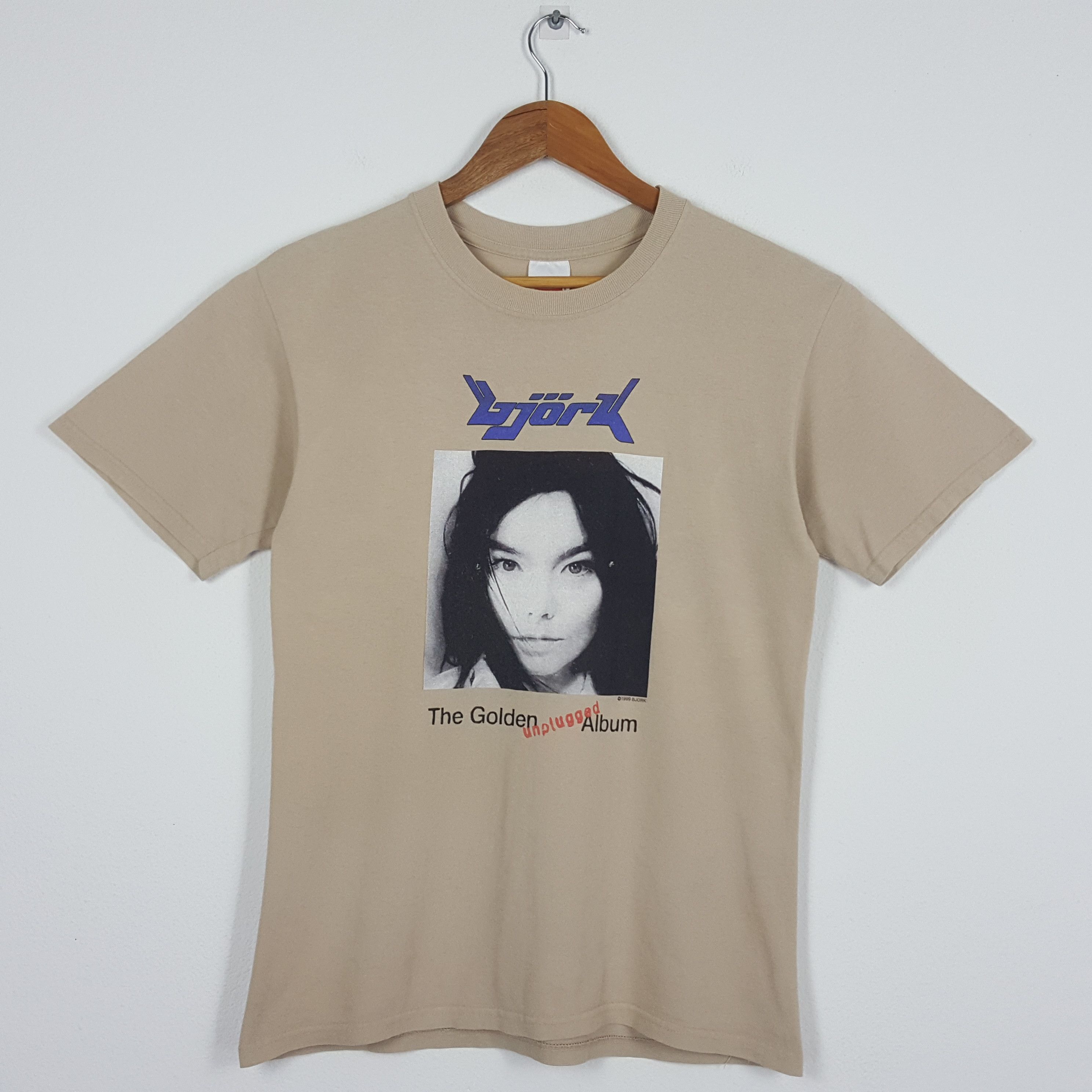 Band Tees × Vintage Vintage Björk Icelandic Singer Album Bruce Weber Photo Tees Size US M / EU 48-50 / 2 - 1 Thumbnail