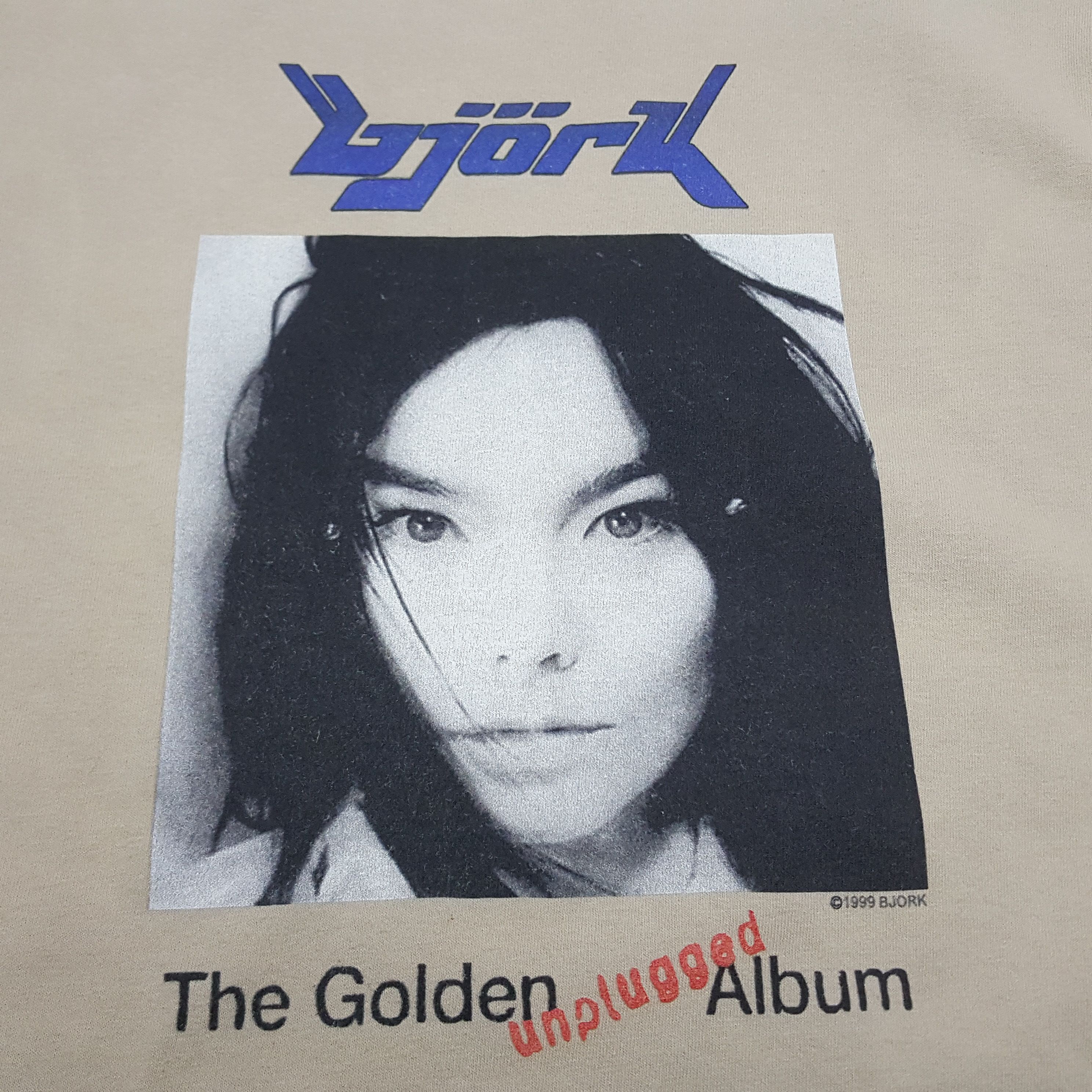 Band Tees × Vintage Vintage Björk Icelandic Singer Album Bruce Weber Photo Tees Size US M / EU 48-50 / 2 - 5 Thumbnail