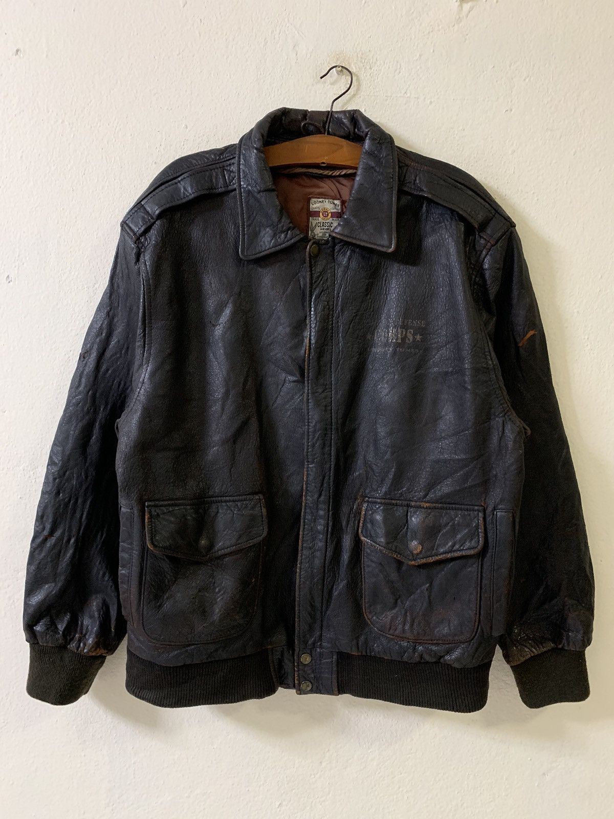 Vintage Vintage Looney Tunes L.T. Air Corps Leather Jacket Size US L / EU 52-54 / 3 - 6 Thumbnail