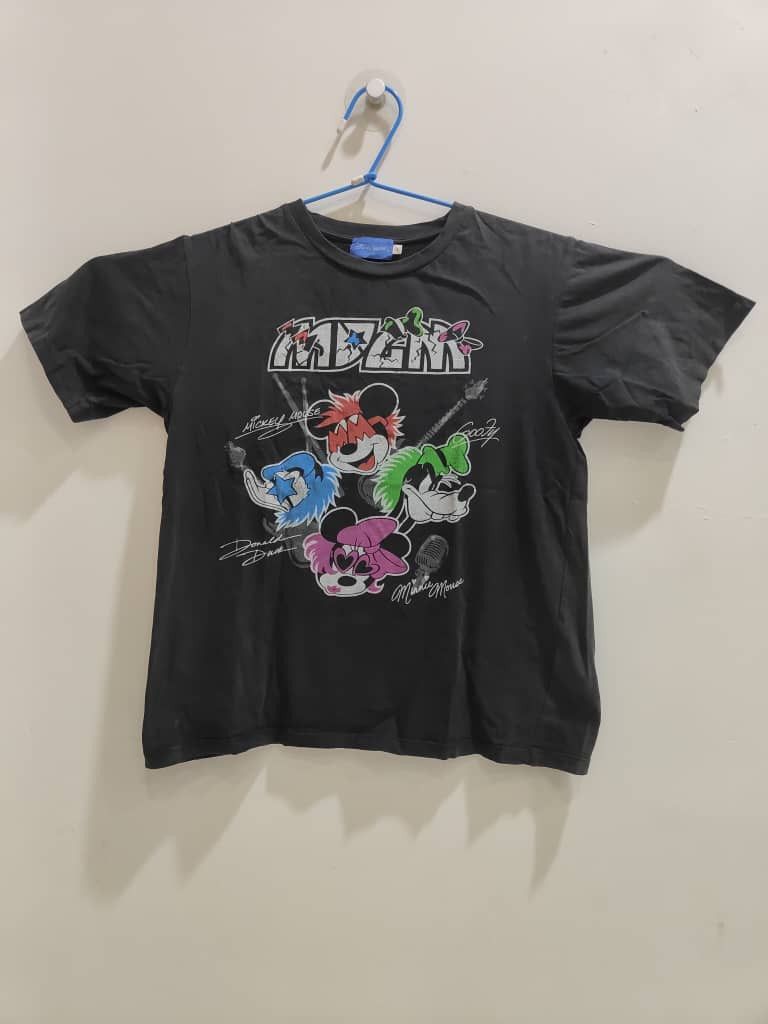 Band Tees vintage TOKYO DISNEY RESORT MDGM MICKEY DONALD GOOFY MINNIE Size US L / EU 52-54 / 3 - 1 Thumbnail