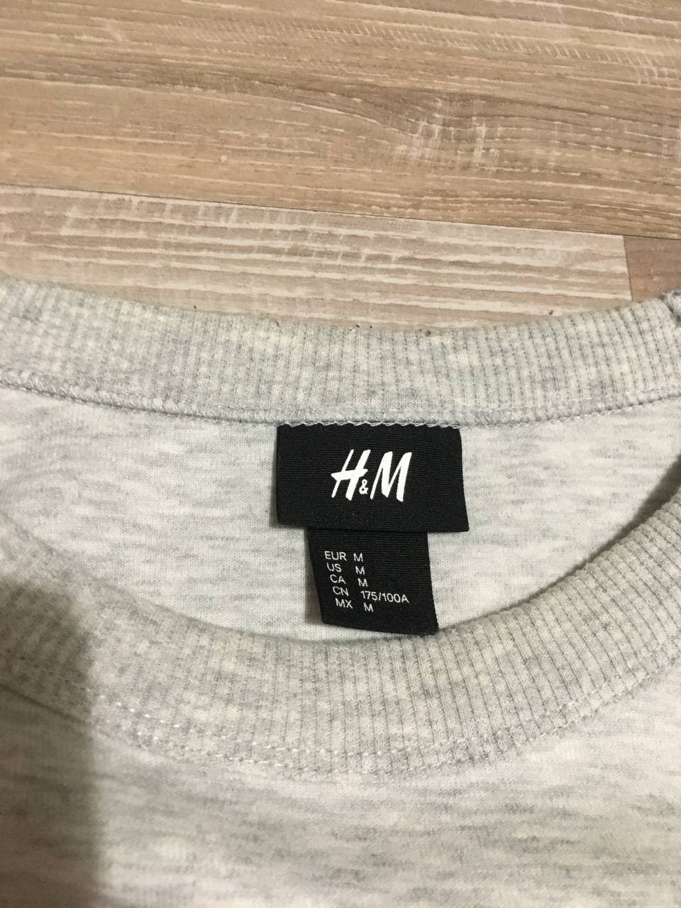 H&M The Weeknd x H&M XO Oversized Crewneck Sweatshirt heart Size US M / EU 48-50 / 2 - 4 Thumbnail