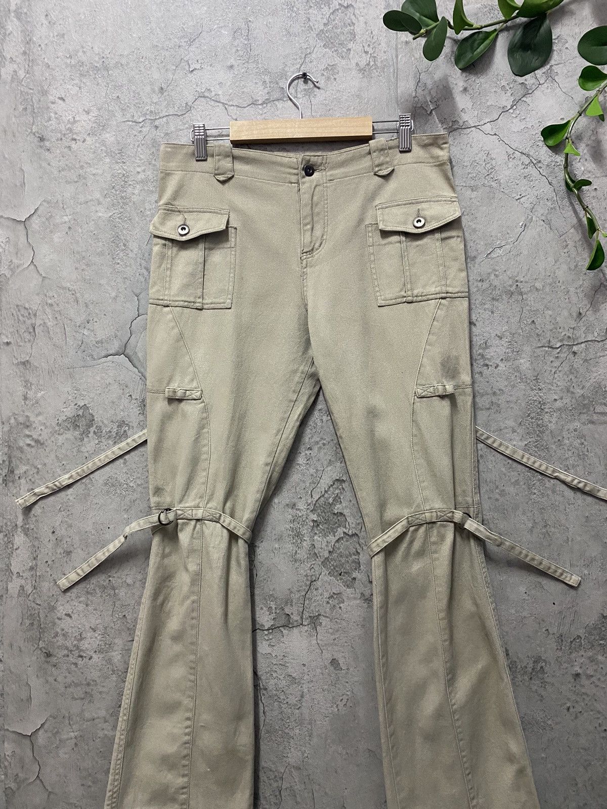 Japanese Brand Japan Brand Bondage Parachute Flared Pants Vintage Size US 30 / EU 46 - 4 Thumbnail