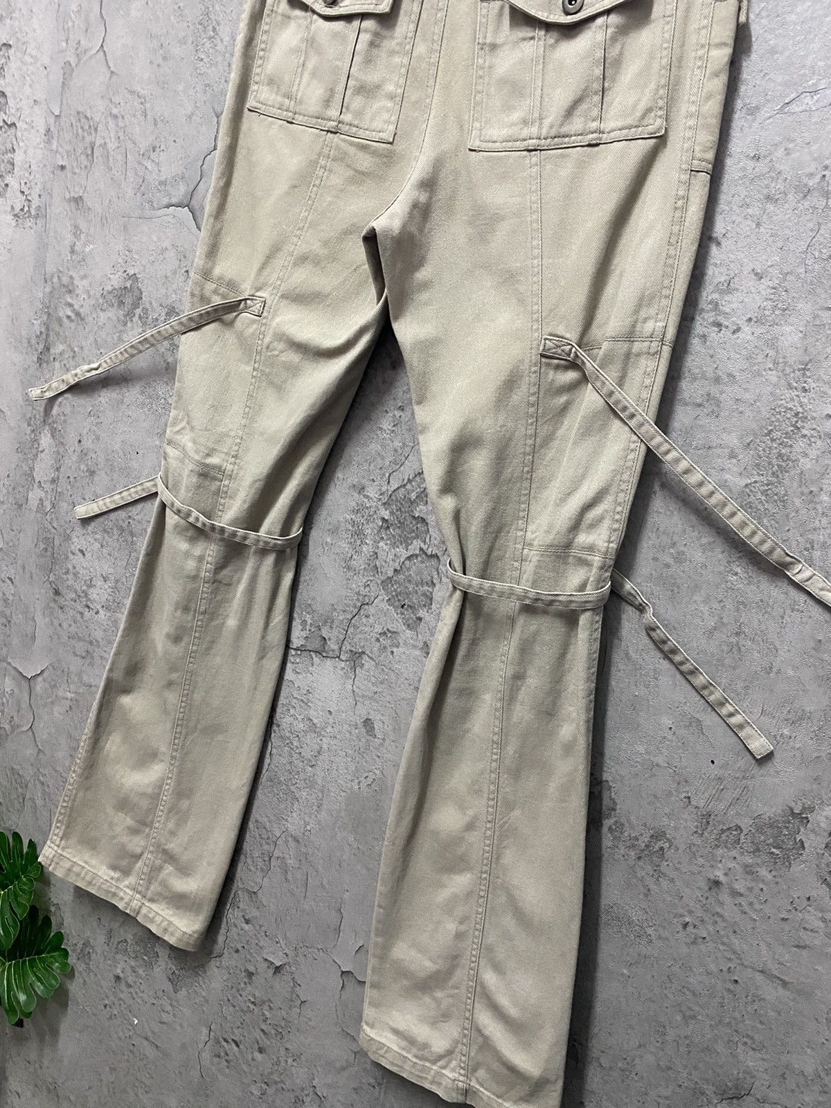 Japanese Brand Japan Brand Bondage Parachute Flared Pants Vintage Size US 30 / EU 46 - 17 Thumbnail