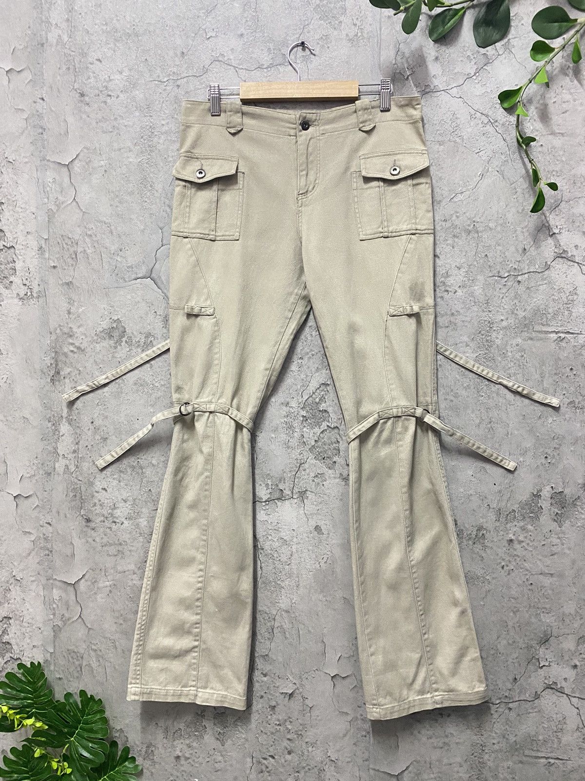 image of Designer Japan Brand Bondage Parachute Flared Pants Vintage in Grey Beige, Men's (Size 30)