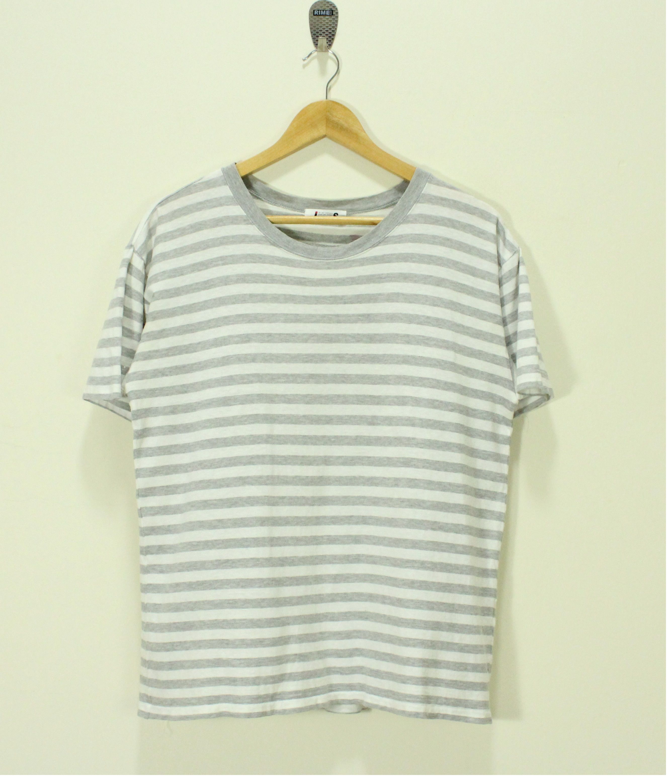 Issey Miyake × Tsumori Chisato Vintage 80s ISSEY MIYAKE T Shirt IS Spell Out Logo Stripe Size M / US 6-8 / IT 42-44 - 3 Thumbnail
