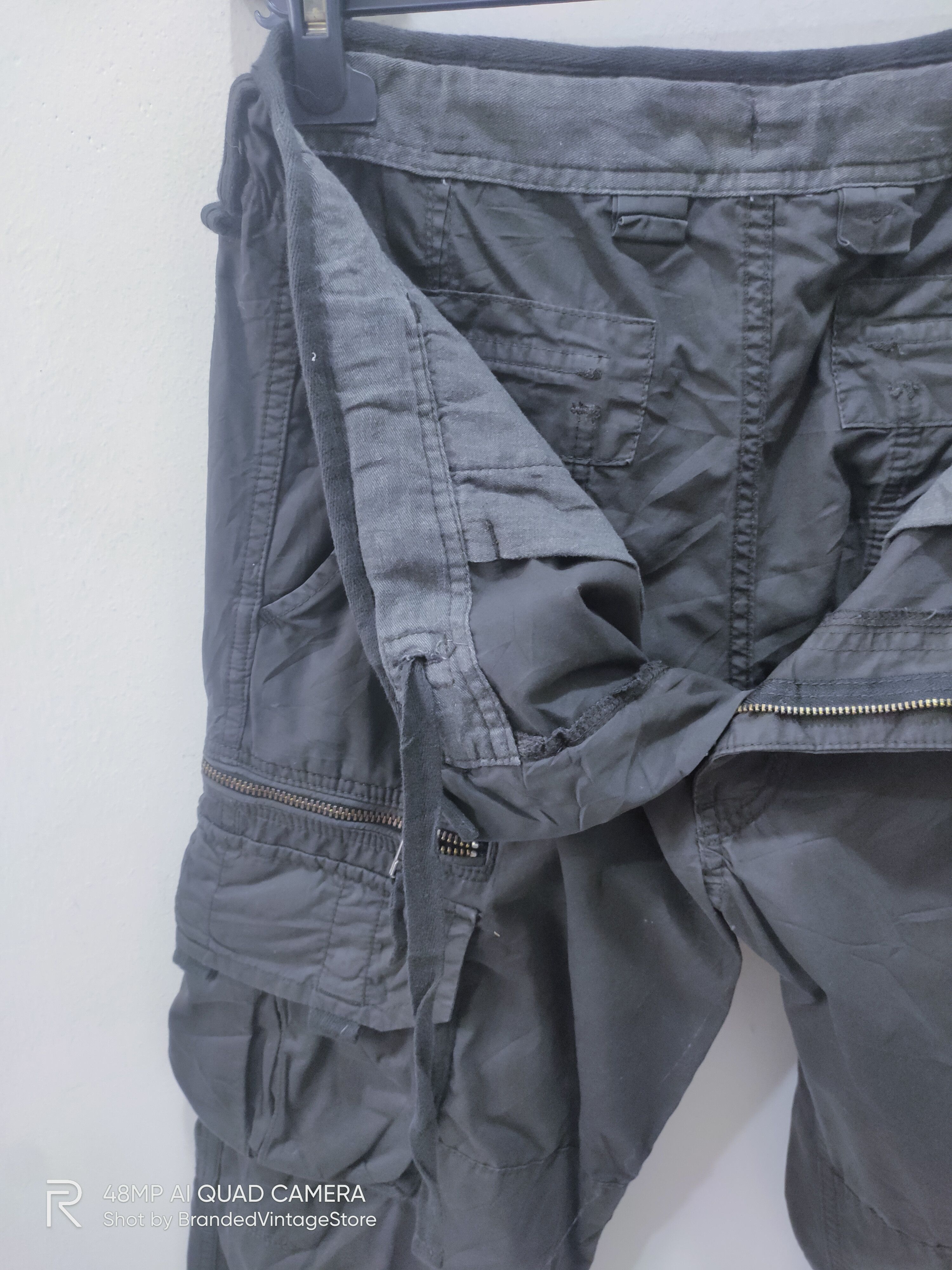 Japanese Brand × Uniqlo UNIQLO Multipocket Tactical Utility Pullover Cargo Pants Size US 34 / EU 50 - 16 Thumbnail